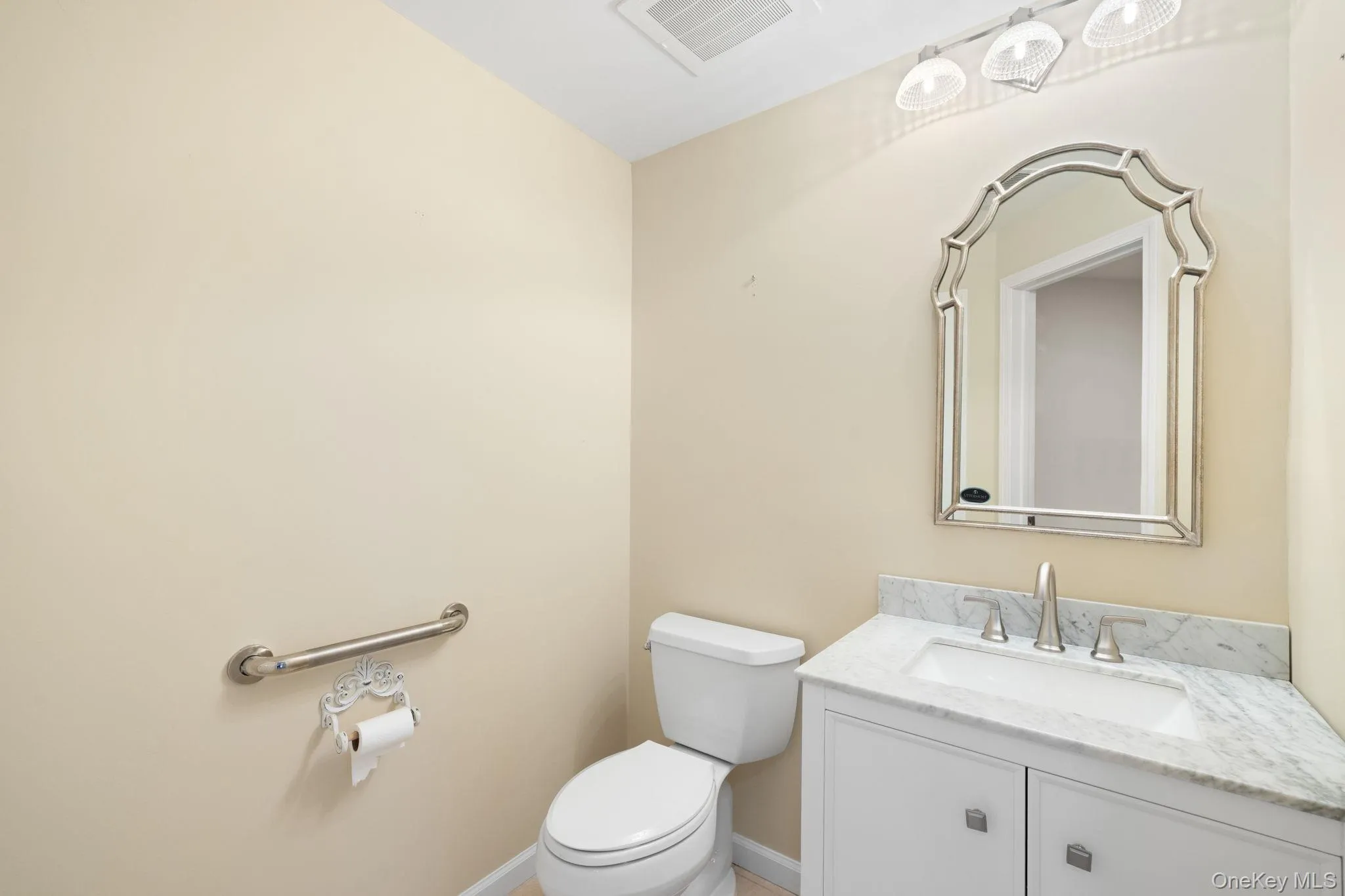 1321 Round Pointe Drive, Haverstraw, NY, 1 Bedroom Bedrooms, 5 Rooms Rooms,1 BathroomBathrooms,Residential,For Rent,Round Pointe,0,1021865 1321 Round Pointe Drive, Haverstraw, NY, 1 Bedroom Bedrooms, 5 Rooms Rooms,1 BathroomBathrooms,Residential,For Rent,Round Pointe,0,1021865