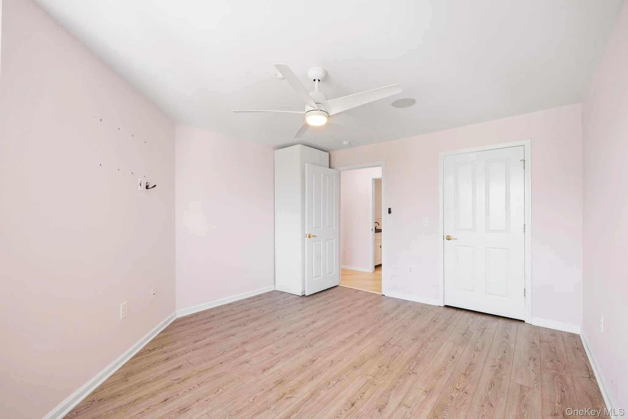 1321 Round Pointe Drive, Haverstraw, NY, 1 Bedroom Bedrooms, 5 Rooms Rooms,1 BathroomBathrooms,Residential,For Rent,Round Pointe,0,1021865 1321 Round Pointe Drive, Haverstraw, NY, 1 Bedroom Bedrooms, 5 Rooms Rooms,1 BathroomBathrooms,Residential,For Rent,Round Pointe,0,1021865
