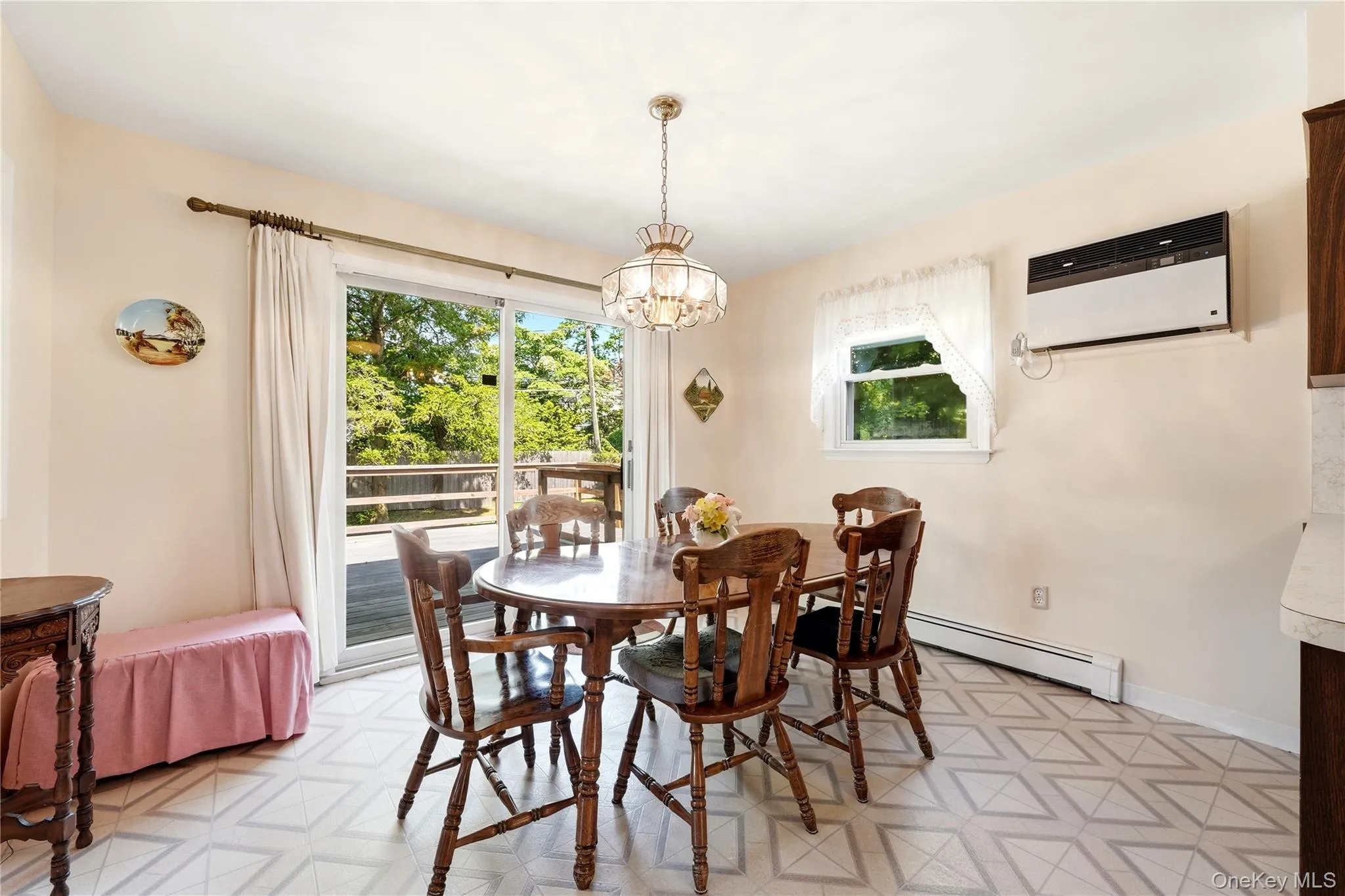 398 Ocean Avenue, Oyster Bay, NY, 3 Bedrooms Bedrooms, 6 Rooms Rooms,1 BathroomBathrooms,Residential,For Rent,Ocean,0,1021869 398 Ocean Avenue, Oyster Bay, NY, 3 Bedrooms Bedrooms, 6 Rooms Rooms,1 BathroomBathrooms,Residential,For Rent,Ocean,0,1021869