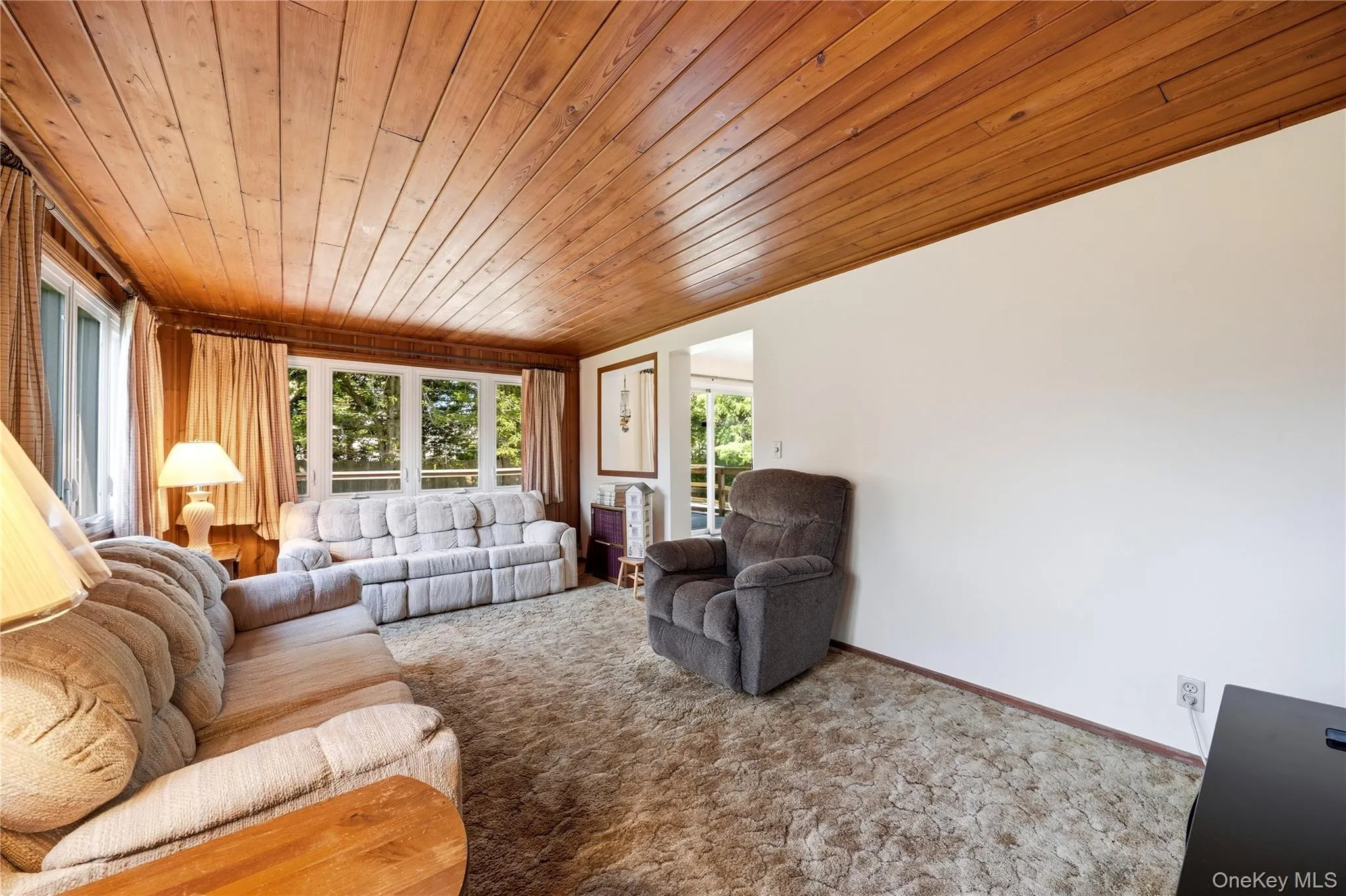 398 Ocean Avenue, Oyster Bay, NY, 3 Bedrooms Bedrooms, 6 Rooms Rooms,1 BathroomBathrooms,Residential,For Rent,Ocean,0,1021869 398 Ocean Avenue, Oyster Bay, NY, 3 Bedrooms Bedrooms, 6 Rooms Rooms,1 BathroomBathrooms,Residential,For Rent,Ocean,0,1021869