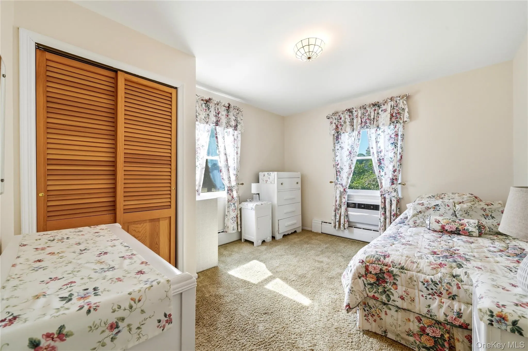 398 Ocean Avenue, Oyster Bay, NY, 3 Bedrooms Bedrooms, 6 Rooms Rooms,1 BathroomBathrooms,Residential,For Rent,Ocean,0,1021869 398 Ocean Avenue, Oyster Bay, NY, 3 Bedrooms Bedrooms, 6 Rooms Rooms,1 BathroomBathrooms,Residential,For Rent,Ocean,0,1021869