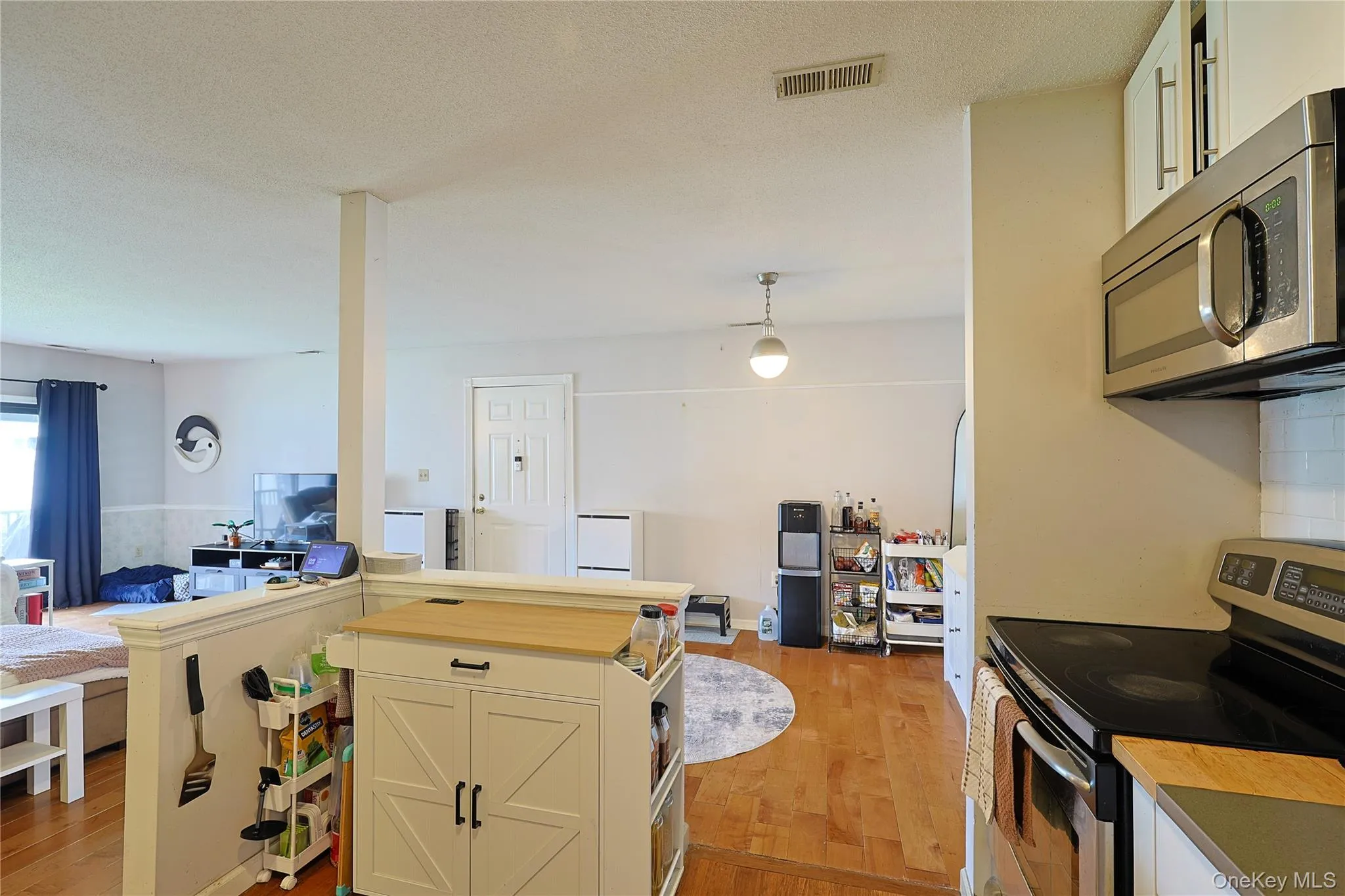 3 Brook Drive, Blooming Grove, NY, 2 Bedrooms Bedrooms, 7 Rooms Rooms,2 BathroomsBathrooms,Residential Lease,For Rent,Brook,0,1021883 3 Brook Drive, Blooming Grove, NY, 2 Bedrooms Bedrooms, 7 Rooms Rooms,2 BathroomsBathrooms,Residential Lease,For Rent,Brook,0,1021883
