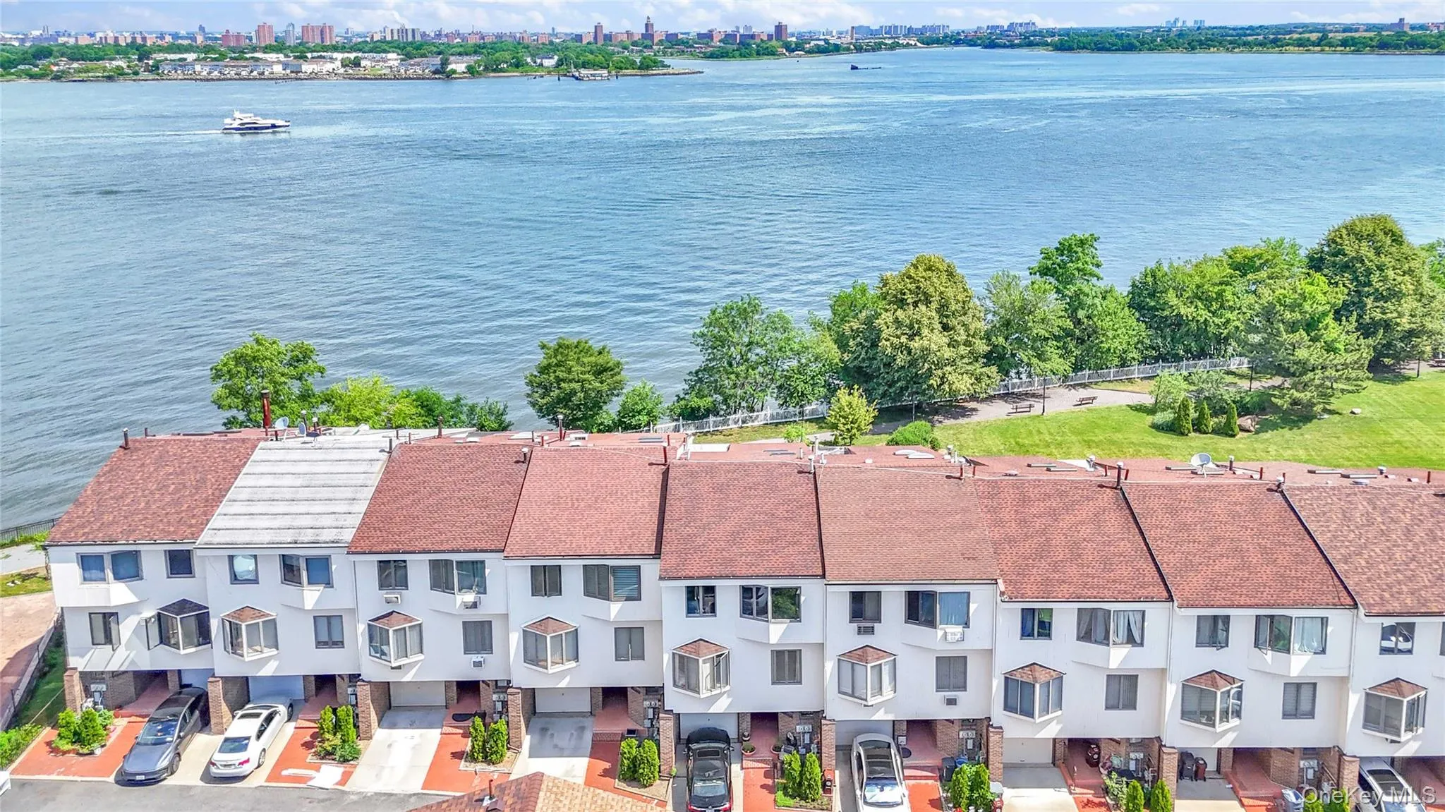 120-09 Riviera Court, New York, NY, 3 Bedrooms Bedrooms, 7 Rooms Rooms,2 BathroomsBathrooms,Residential,For Rent,Riviera,0,1021884 120-09 Riviera Court, New York, NY, 3 Bedrooms Bedrooms, 7 Rooms Rooms,2 BathroomsBathrooms,Residential,For Rent,Riviera,0,1021884