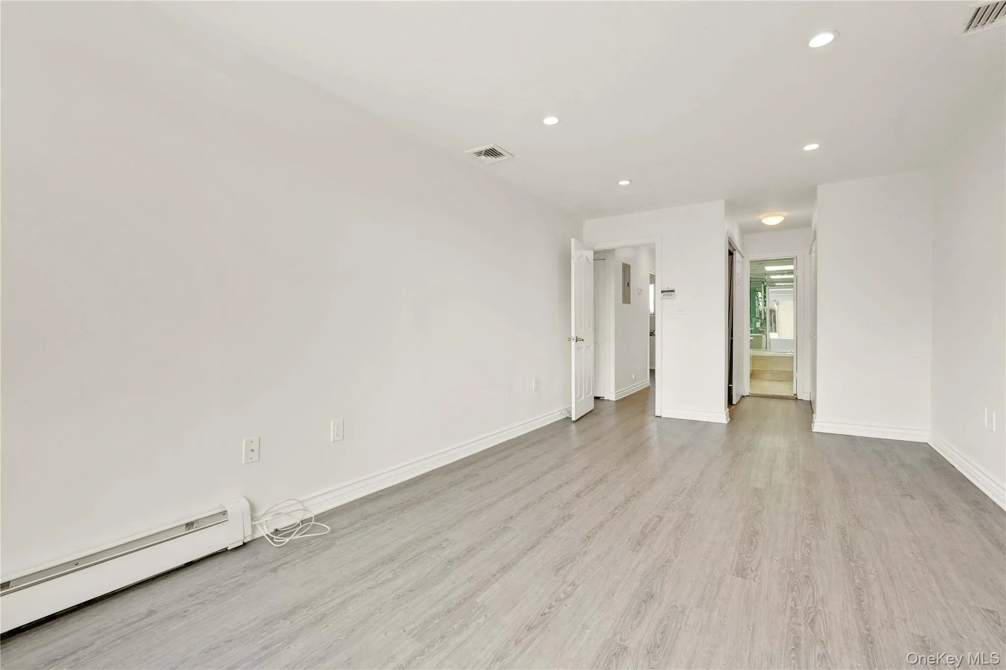 120-09 Riviera Court, New York, NY, 3 Bedrooms Bedrooms, 7 Rooms Rooms,2 BathroomsBathrooms,Residential,For Rent,Riviera,0,1021884 120-09 Riviera Court, New York, NY, 3 Bedrooms Bedrooms, 7 Rooms Rooms,2 BathroomsBathrooms,Residential,For Rent,Riviera,0,1021884