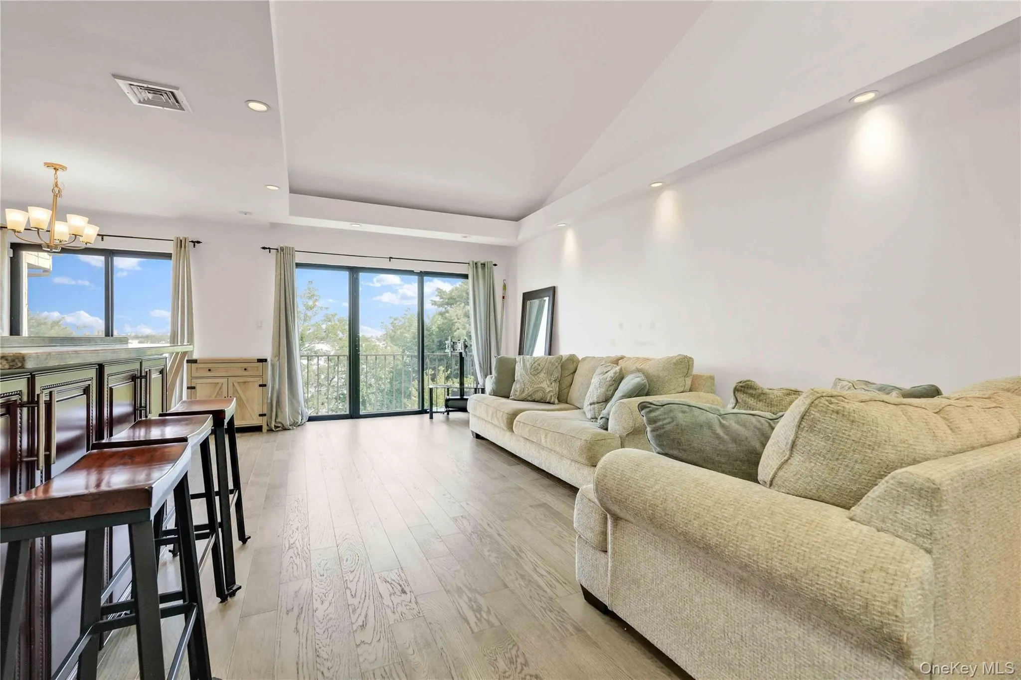 120-09 Riviera Court, New York, NY, 3 Bedrooms Bedrooms, 7 Rooms Rooms,2 BathroomsBathrooms,Residential,For Rent,Riviera,0,1021884 120-09 Riviera Court, New York, NY, 3 Bedrooms Bedrooms, 7 Rooms Rooms,2 BathroomsBathrooms,Residential,For Rent,Riviera,0,1021884