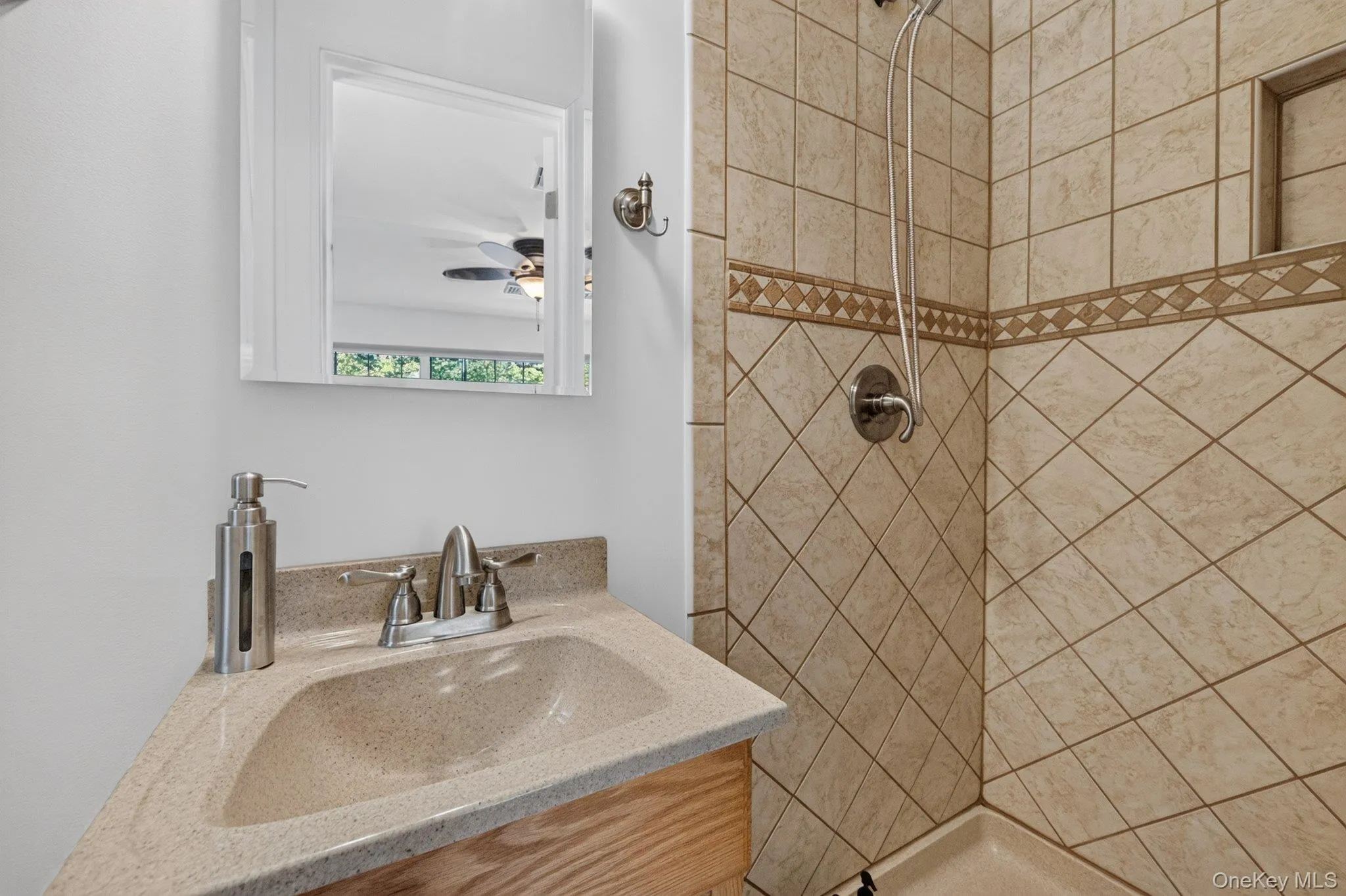9 Pleasant Lane, Poughkeepsie (town), NY, 3 Bedrooms Bedrooms, 7 Rooms Rooms,2 BathroomsBathrooms,Residential,For Rent,Pleasant,0,1021885 9 Pleasant Lane, Poughkeepsie (town), NY, 3 Bedrooms Bedrooms, 7 Rooms Rooms,2 BathroomsBathrooms,Residential,For Rent,Pleasant,0,1021885