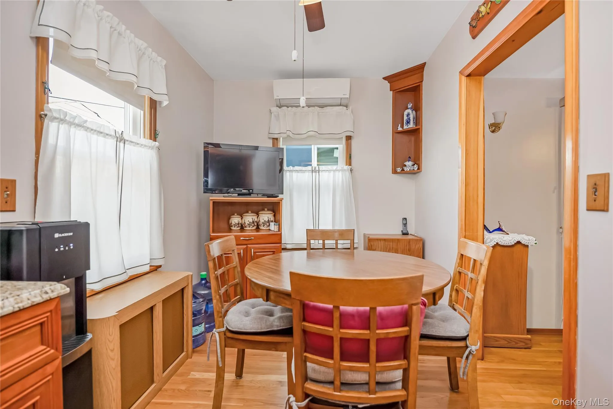 7815 Woodhaven Boulevard, New York, NY, 2 Bedrooms Bedrooms, 6 Rooms Rooms,2 BathroomsBathrooms,Residential,For Rent,Woodhaven,0,1021888 7815 Woodhaven Boulevard, New York, NY, 2 Bedrooms Bedrooms, 6 Rooms Rooms,2 BathroomsBathrooms,Residential,For Rent,Woodhaven,0,1021888