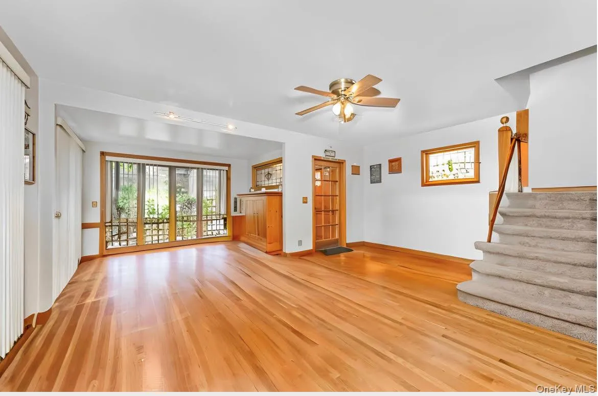7815 Woodhaven Boulevard, New York, NY, 2 Bedrooms Bedrooms, 6 Rooms Rooms,2 BathroomsBathrooms,Residential,For Rent,Woodhaven,0,1021888 7815 Woodhaven Boulevard, New York, NY, 2 Bedrooms Bedrooms, 6 Rooms Rooms,2 BathroomsBathrooms,Residential,For Rent,Woodhaven,0,1021888