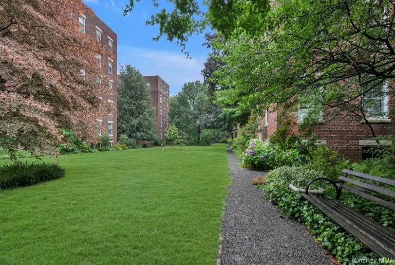 3515 78th Street, New York, NY, 2 Bedrooms Bedrooms, 5 Rooms Rooms,1 BathroomBathrooms,Residential,For Rent,78th,0,1021891 3515 78th Street, New York, NY, 2 Bedrooms Bedrooms, 5 Rooms Rooms,1 BathroomBathrooms,Residential,For Rent,78th,0,1021891
