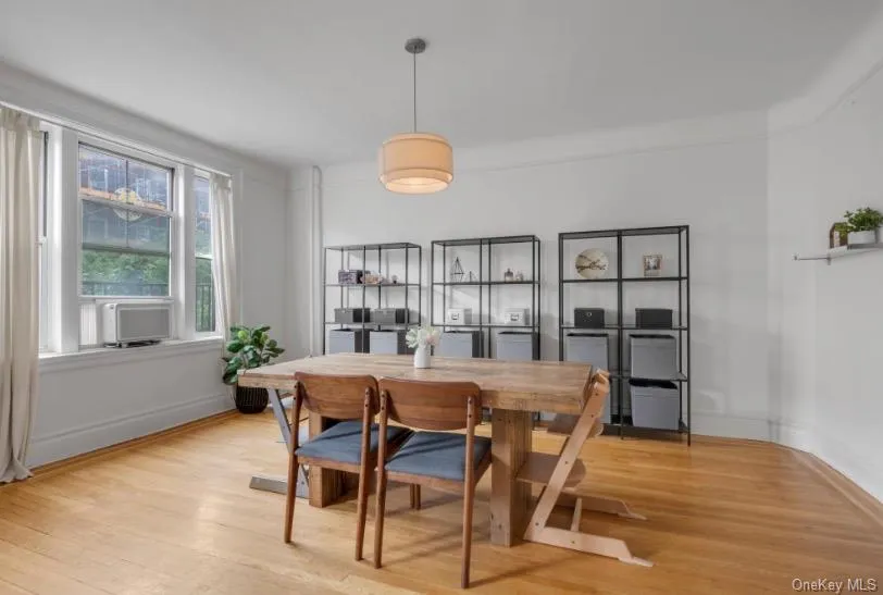 3515 78th Street, New York, NY, 2 Bedrooms Bedrooms, 5 Rooms Rooms,1 BathroomBathrooms,Residential,For Rent,78th,0,1021891 3515 78th Street, New York, NY, 2 Bedrooms Bedrooms, 5 Rooms Rooms,1 BathroomBathrooms,Residential,For Rent,78th,0,1021891
