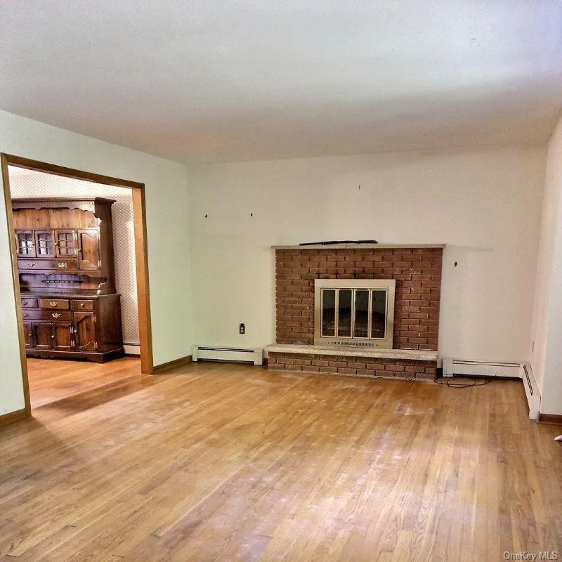 78 Brothers Road, Wappinger, NY, 4 Bedrooms Bedrooms, 12 Rooms Rooms,2 BathroomsBathrooms,Residential,For Rent,Brothers,0,1021892 78 Brothers Road, Wappinger, NY, 4 Bedrooms Bedrooms, 12 Rooms Rooms,2 BathroomsBathrooms,Residential,For Rent,Brothers,0,1021892