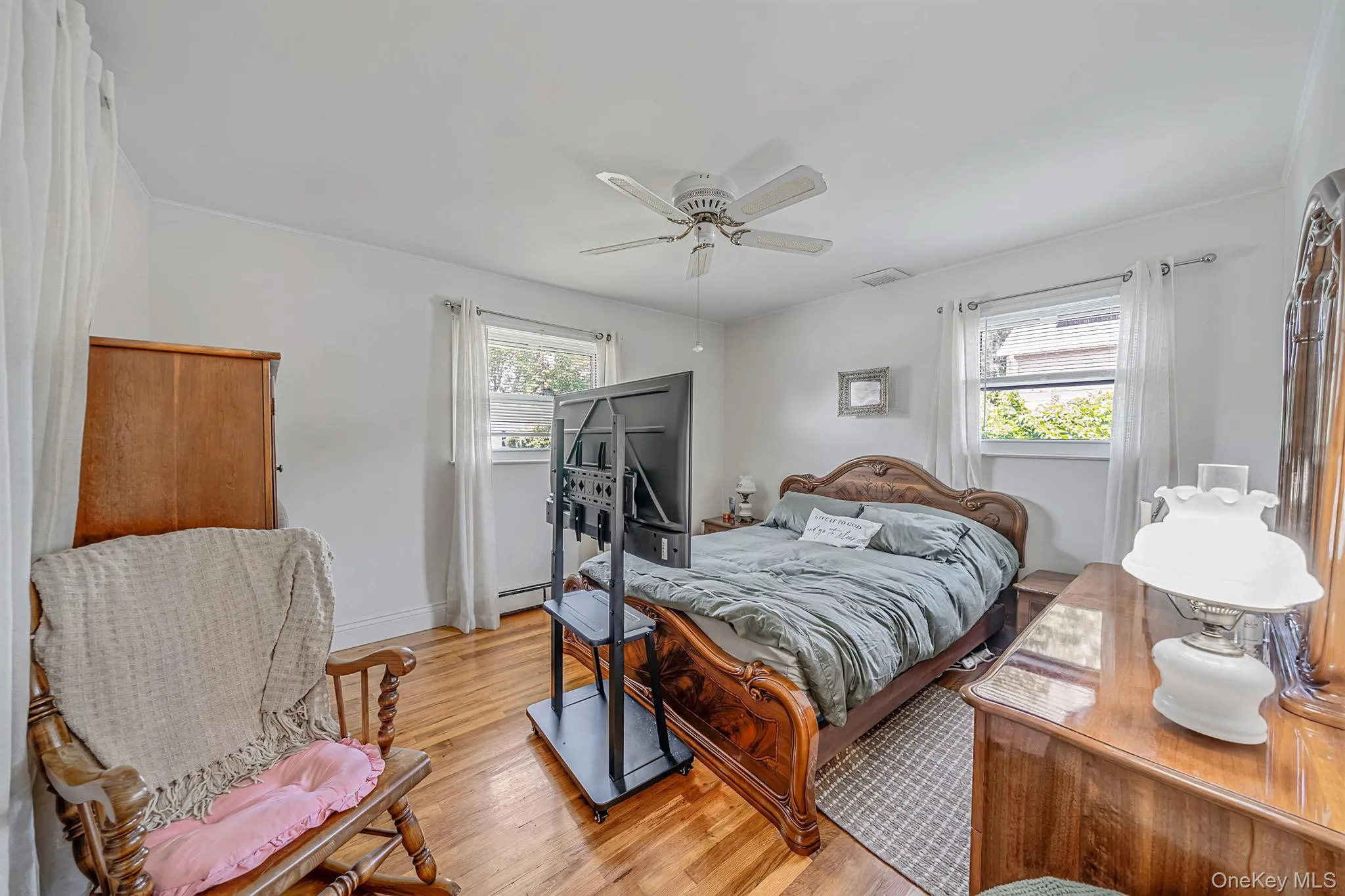 398 Eastwood Boulevard, Brookhaven, NY, 3 Bedrooms Bedrooms, 5 Rooms Rooms,2 BathroomsBathrooms,Residential,For Rent,Eastwood,0,1021894 398 Eastwood Boulevard, Brookhaven, NY, 3 Bedrooms Bedrooms, 5 Rooms Rooms,2 BathroomsBathrooms,Residential,For Rent,Eastwood,0,1021894
