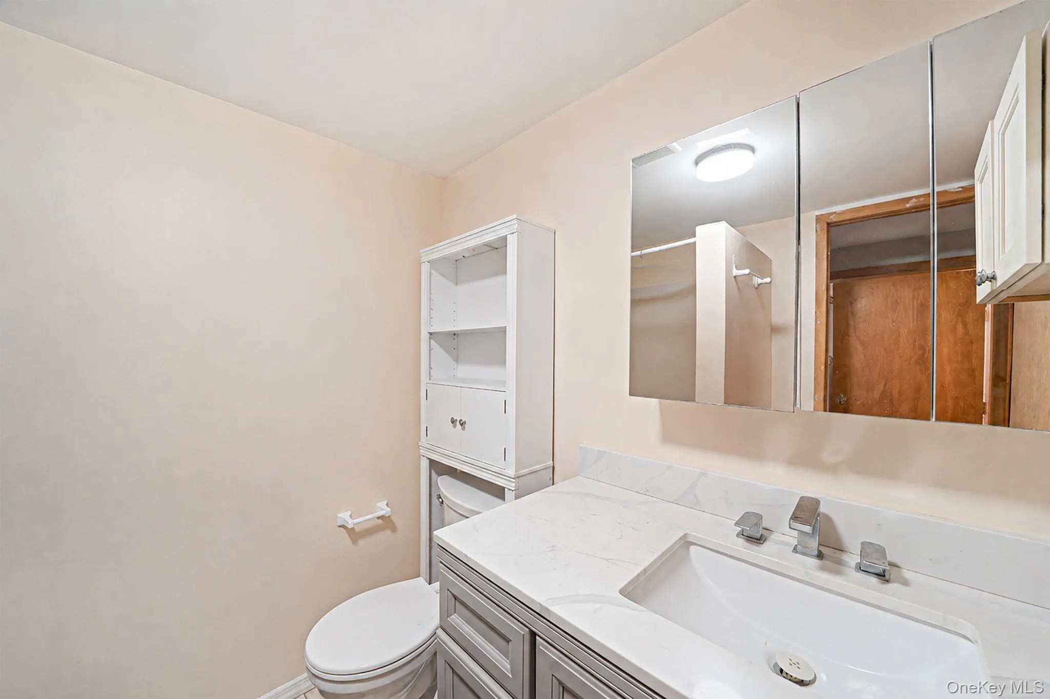 398 Eastwood Boulevard, Brookhaven, NY, 3 Bedrooms Bedrooms, 5 Rooms Rooms,2 BathroomsBathrooms,Residential,For Rent,Eastwood,0,1021894 398 Eastwood Boulevard, Brookhaven, NY, 3 Bedrooms Bedrooms, 5 Rooms Rooms,2 BathroomsBathrooms,Residential,For Rent,Eastwood,0,1021894