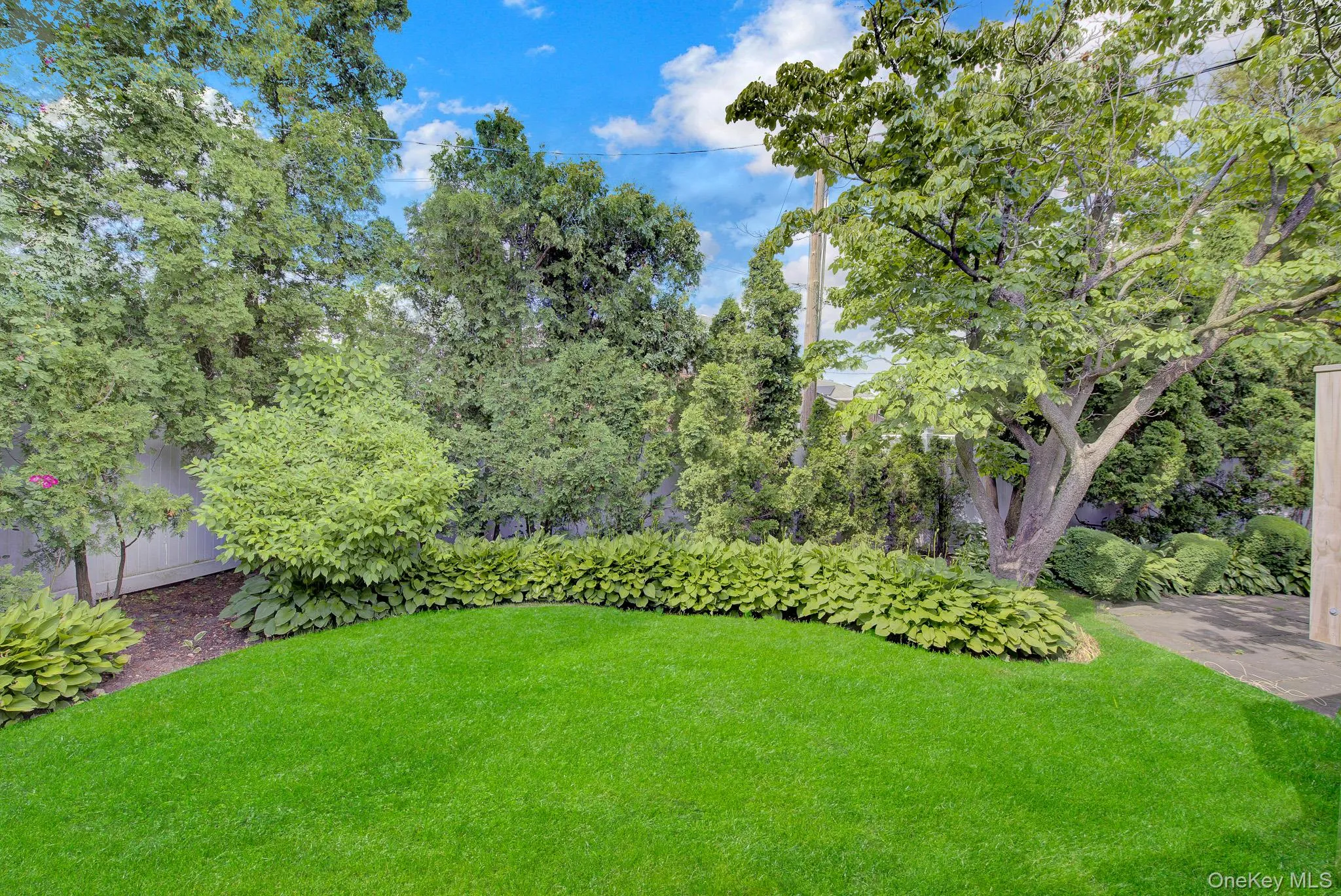 38 Center Drive, Oyster Bay, NY, 3 Bedrooms Bedrooms, 7 Rooms Rooms,2 BathroomsBathrooms,Residential,For Rent,Center,0,1021896 38 Center Drive, Oyster Bay, NY, 3 Bedrooms Bedrooms, 7 Rooms Rooms,2 BathroomsBathrooms,Residential,For Rent,Center,0,1021896