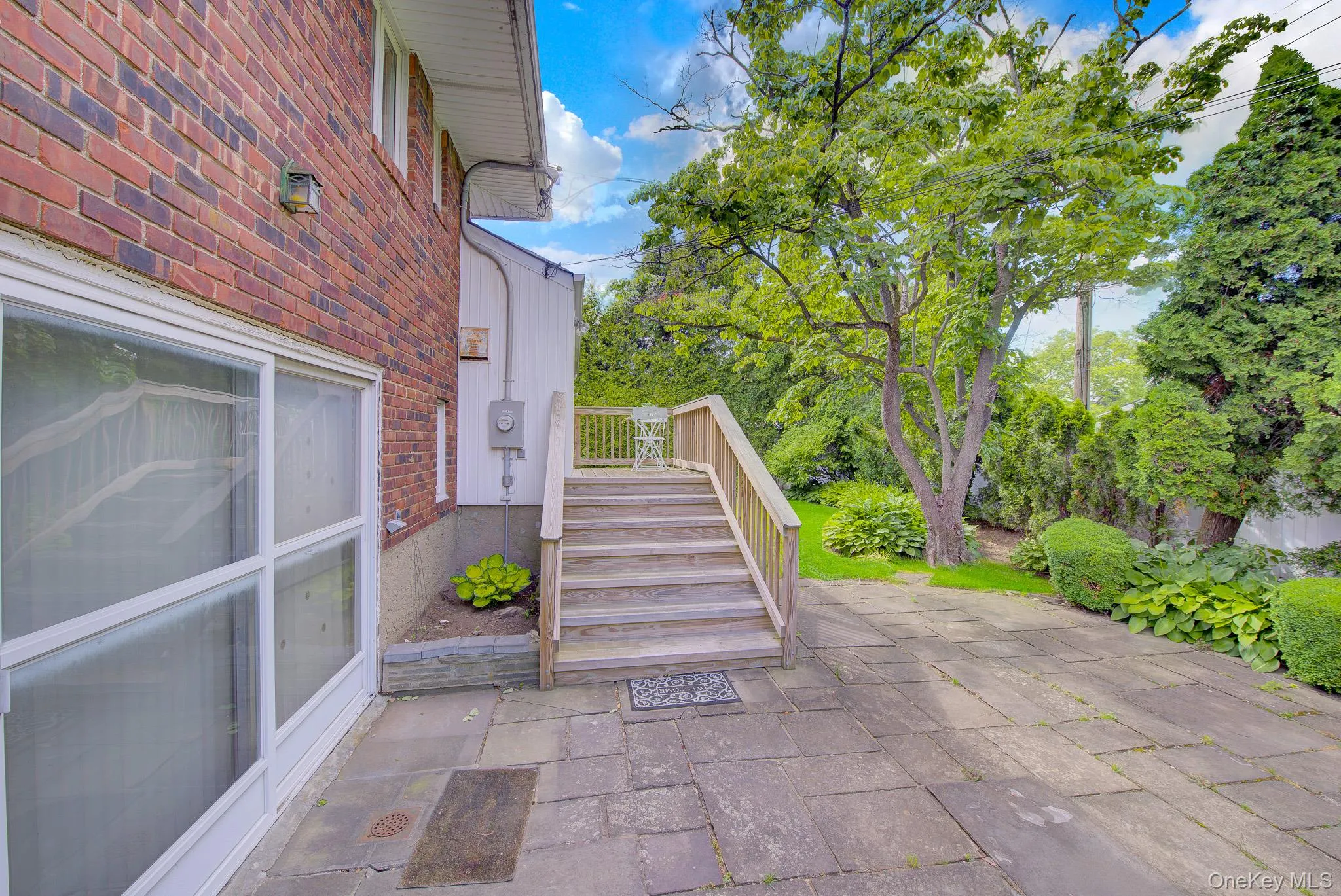 38 Center Drive, Oyster Bay, NY, 3 Bedrooms Bedrooms, 7 Rooms Rooms,2 BathroomsBathrooms,Residential,For Rent,Center,0,1021896 38 Center Drive, Oyster Bay, NY, 3 Bedrooms Bedrooms, 7 Rooms Rooms,2 BathroomsBathrooms,Residential,For Rent,Center,0,1021896