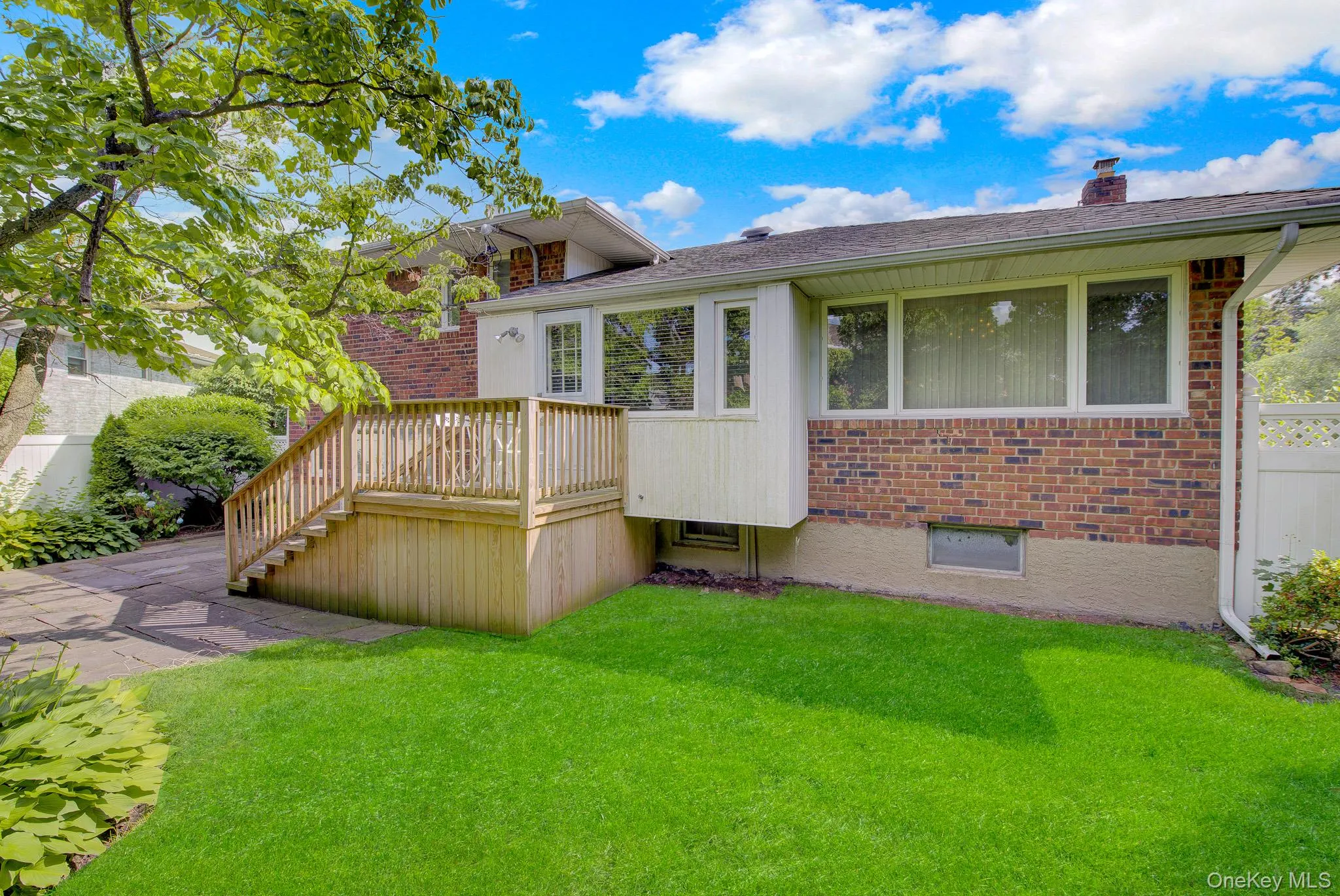 38 Center Drive, Oyster Bay, NY, 3 Bedrooms Bedrooms, 7 Rooms Rooms,2 BathroomsBathrooms,Residential,For Rent,Center,0,1021896 38 Center Drive, Oyster Bay, NY, 3 Bedrooms Bedrooms, 7 Rooms Rooms,2 BathroomsBathrooms,Residential,For Rent,Center,0,1021896