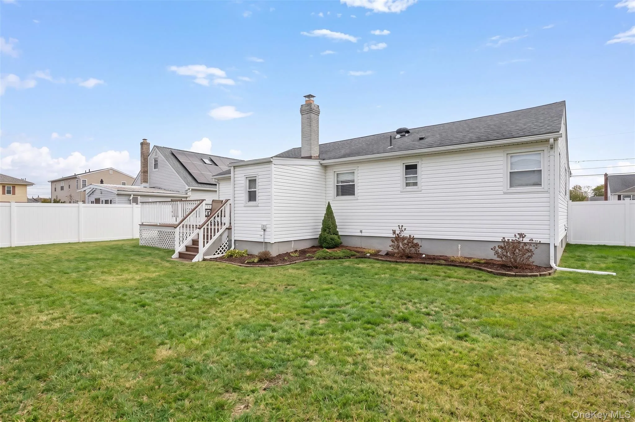20 Seacrest Avenue, Babylon, NY, 3 Bedrooms Bedrooms, 7 Rooms Rooms,1 BathroomBathrooms,Residential,For Rent,Seacrest,0,1021897 20 Seacrest Avenue, Babylon, NY, 3 Bedrooms Bedrooms, 7 Rooms Rooms,1 BathroomBathrooms,Residential,For Rent,Seacrest,0,1021897