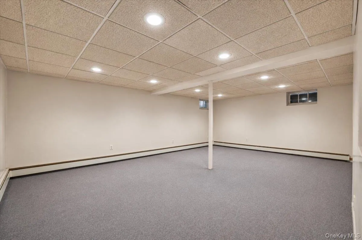 29 Edward Street, Oyster Bay, NY, 4 Bedrooms Bedrooms, 8 Rooms Rooms,2 BathroomsBathrooms,Residential,For Rent,Edward,0,1021902 29 Edward Street, Oyster Bay, NY, 4 Bedrooms Bedrooms, 8 Rooms Rooms,2 BathroomsBathrooms,Residential,For Rent,Edward,0,1021902