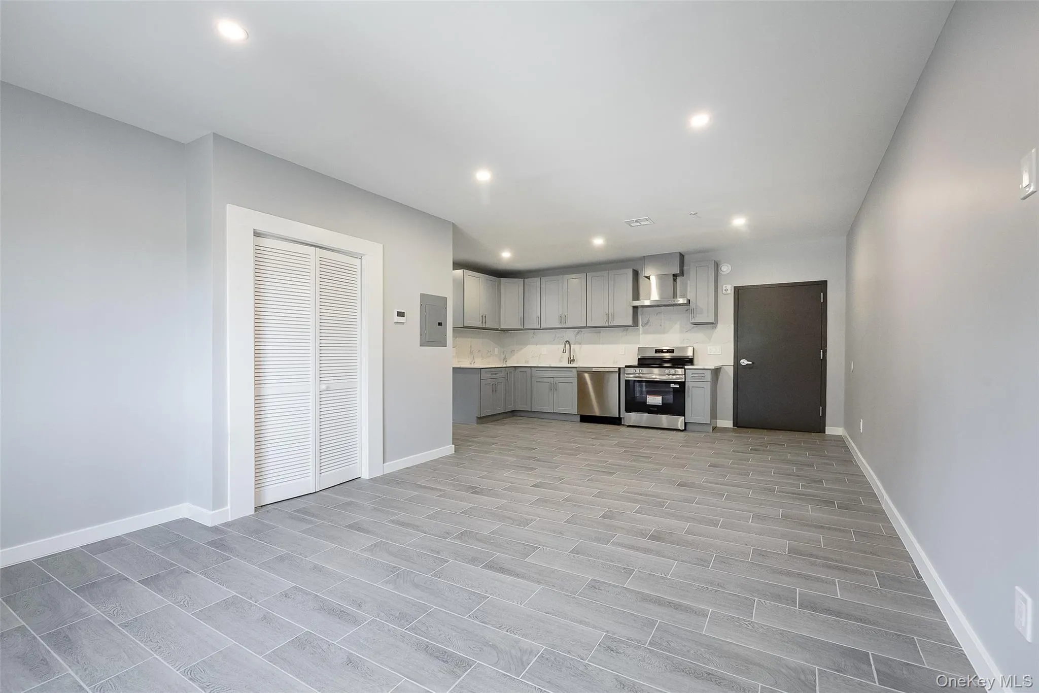 126 Innis Avenue, Poughkeepsie (town), NY, 1 Bedroom Bedrooms, 3 Rooms Rooms,1 BathroomBathrooms,Residential Lease,For Rent,Innis,0,1021905 126 Innis Avenue, Poughkeepsie (town), NY, 1 Bedroom Bedrooms, 3 Rooms Rooms,1 BathroomBathrooms,Residential Lease,For Rent,Innis,0,1021905
