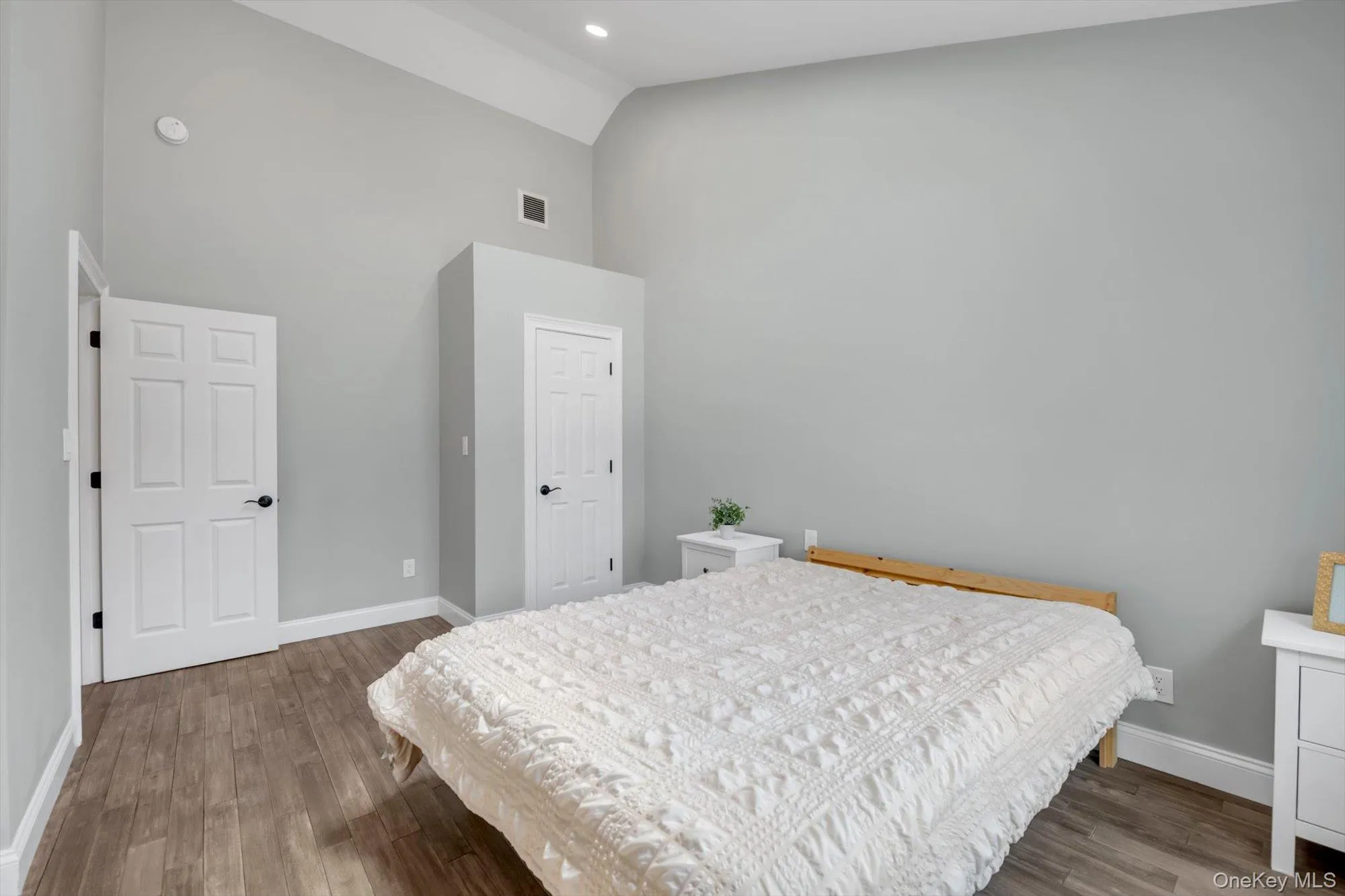 498 Farmers Avenue, Hempstead, NY, 5 Bedrooms Bedrooms, 9 Rooms Rooms,2 BathroomsBathrooms,Residential,For Rent,Farmers,0,1021912 498 Farmers Avenue, Hempstead, NY, 5 Bedrooms Bedrooms, 9 Rooms Rooms,2 BathroomsBathrooms,Residential,For Rent,Farmers,0,1021912