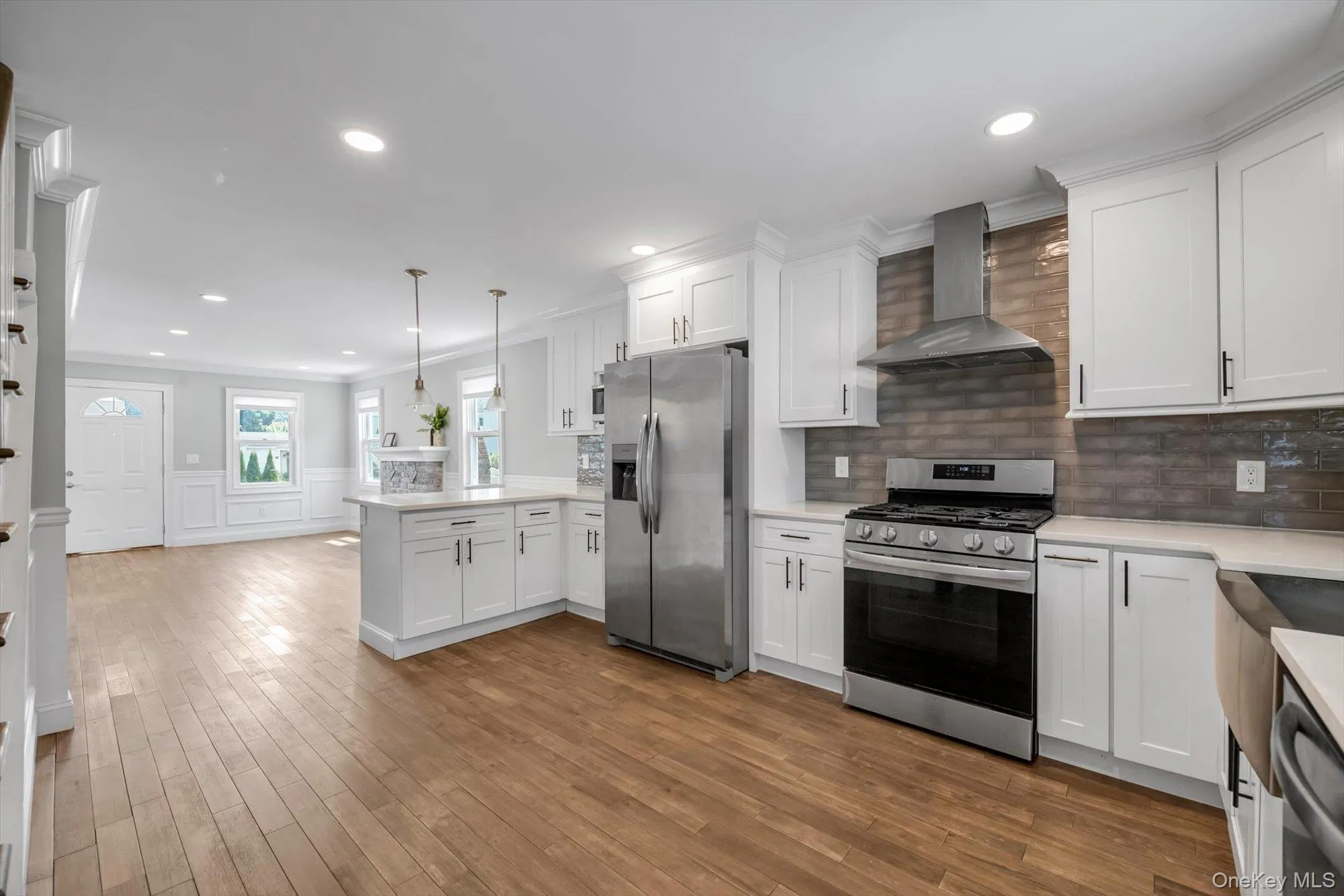 498 Farmers Avenue, Hempstead, NY, 5 Bedrooms Bedrooms, 9 Rooms Rooms,2 BathroomsBathrooms,Residential,For Rent,Farmers,0,1021912 498 Farmers Avenue, Hempstead, NY, 5 Bedrooms Bedrooms, 9 Rooms Rooms,2 BathroomsBathrooms,Residential,For Rent,Farmers,0,1021912