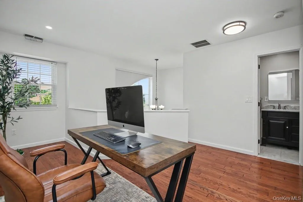 101 Elmcrest Drive, Fishkill, NY, 1 Bedroom Bedrooms, 6 Rooms Rooms,1 BathroomBathrooms,Residential,For Rent,Elmcrest,0,1021918 101 Elmcrest Drive, Fishkill, NY, 1 Bedroom Bedrooms, 6 Rooms Rooms,1 BathroomBathrooms,Residential,For Rent,Elmcrest,0,1021918