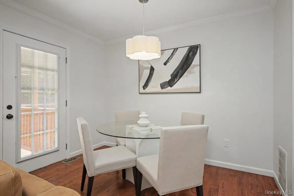 101 Elmcrest Drive, Fishkill, NY, 1 Bedroom Bedrooms, 6 Rooms Rooms,1 BathroomBathrooms,Residential,For Rent,Elmcrest,0,1021918 101 Elmcrest Drive, Fishkill, NY, 1 Bedroom Bedrooms, 6 Rooms Rooms,1 BathroomBathrooms,Residential,For Rent,Elmcrest,0,1021918