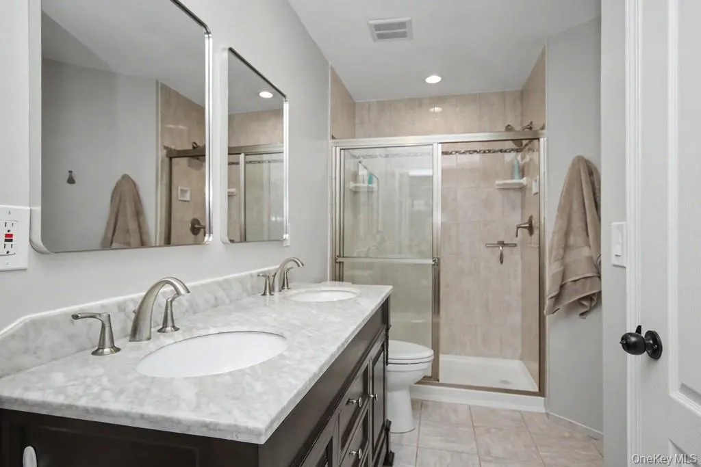 101 Elmcrest Drive, Fishkill, NY, 1 Bedroom Bedrooms, 6 Rooms Rooms,1 BathroomBathrooms,Residential,For Rent,Elmcrest,0,1021918 101 Elmcrest Drive, Fishkill, NY, 1 Bedroom Bedrooms, 6 Rooms Rooms,1 BathroomBathrooms,Residential,For Rent,Elmcrest,0,1021918