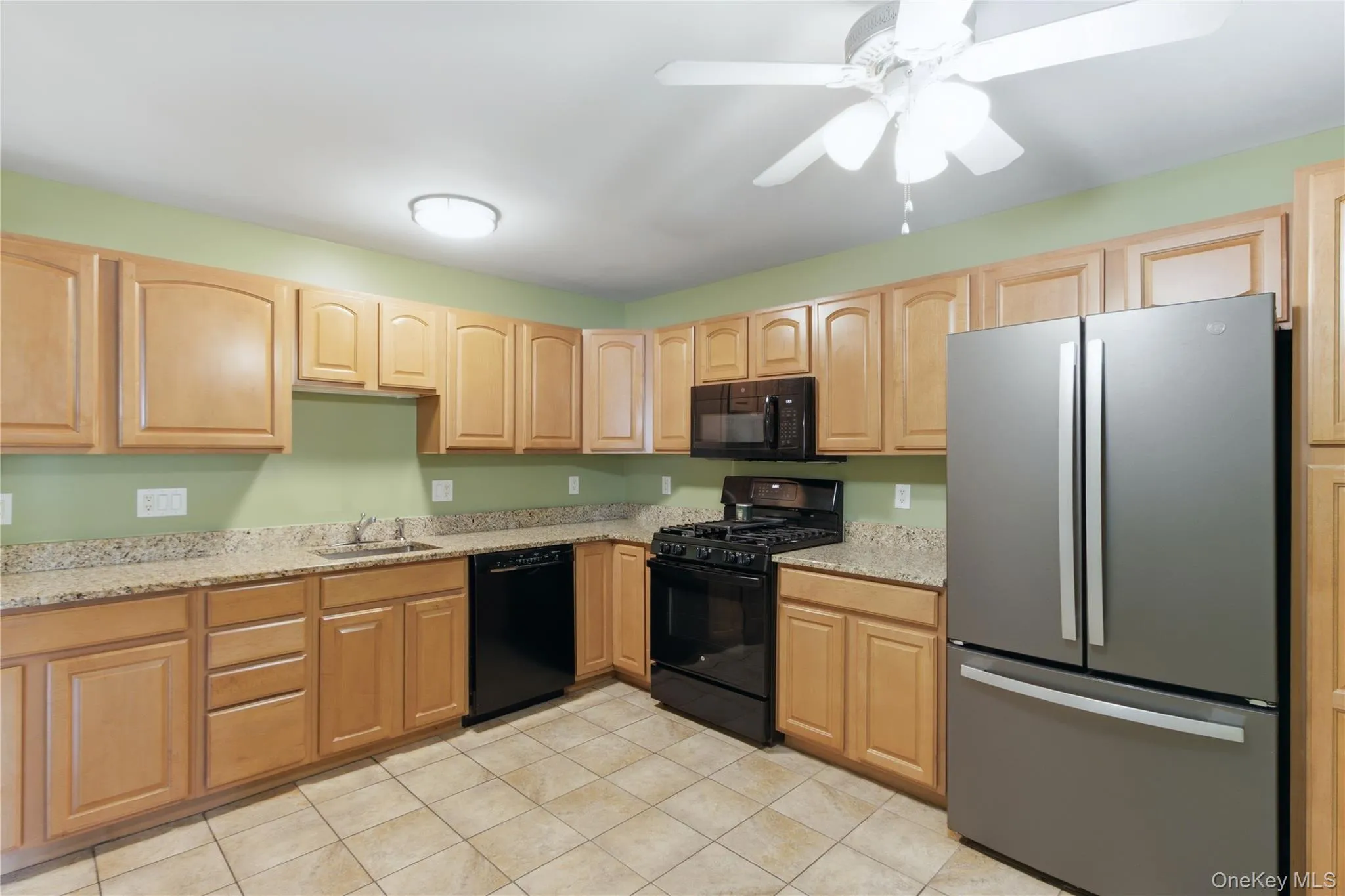 702 Scenic Lane, Poughkeepsie, NY, 2 Bedrooms Bedrooms, 5 Rooms Rooms,3 BathroomsBathrooms,Residential,For Rent,Scenic,0,1021925 702 Scenic Lane, Poughkeepsie, NY, 2 Bedrooms Bedrooms, 5 Rooms Rooms,3 BathroomsBathrooms,Residential,For Rent,Scenic,0,1021925