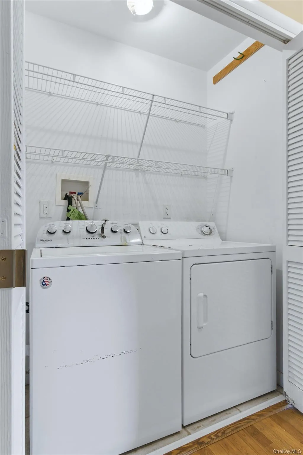 Washer/Dryer in hall Washer/Dryer in hall