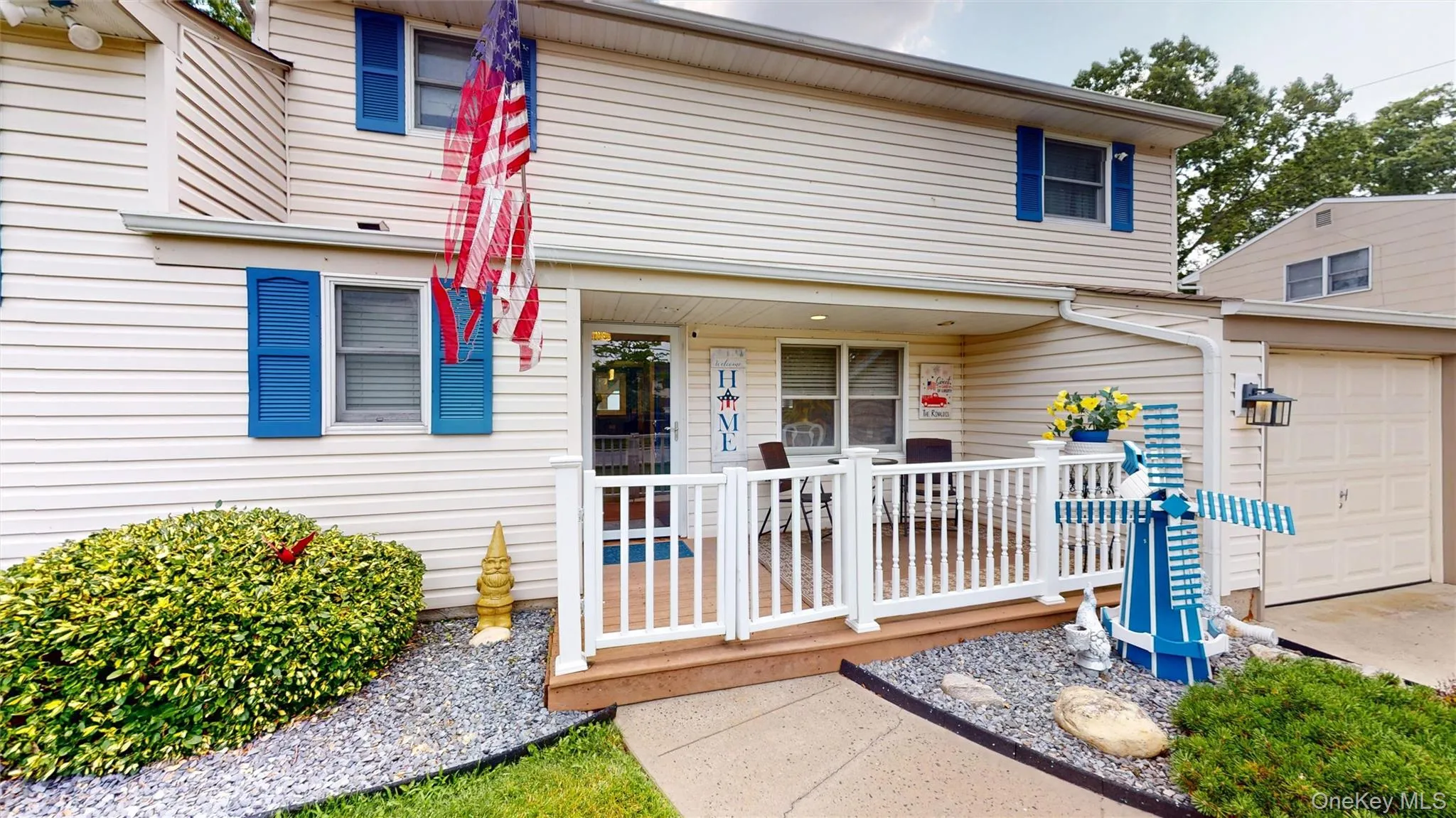 The front porch/veranda greeting space offers covered space with many flexible uses. The front porch/veranda greeting space offers covered space with many flexible uses.