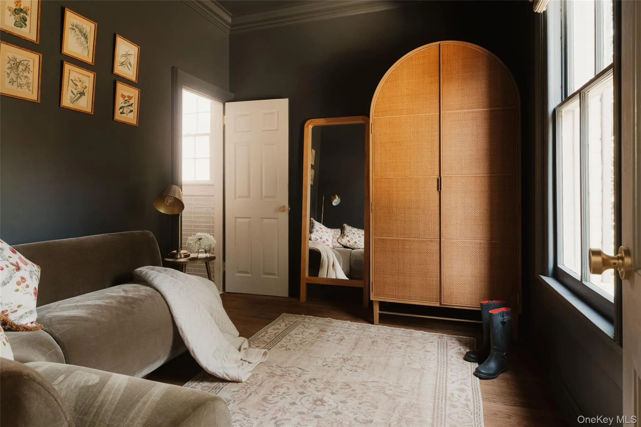 43 Green Street, Kingston, NY, 5 Bedrooms Bedrooms, 13 Rooms Rooms,3 BathroomsBathrooms,Residential,For Rent,Green,0,1021930 43 Green Street, Kingston, NY, 5 Bedrooms Bedrooms, 13 Rooms Rooms,3 BathroomsBathrooms,Residential,For Rent,Green,0,1021930