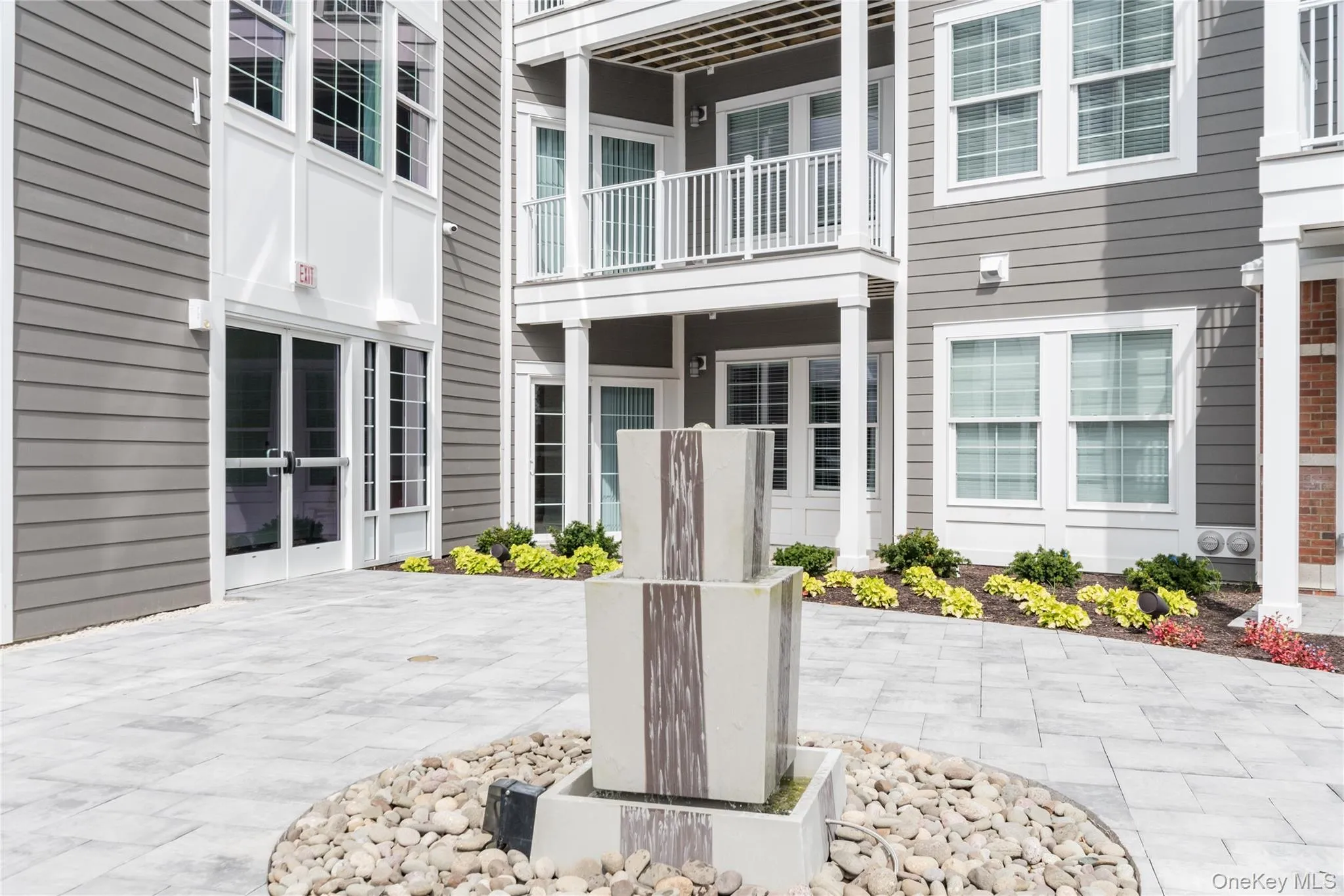 75 Hoffman Avenue, Babylon, NY, 1 Bedroom Bedrooms, 4 Rooms Rooms,1 BathroomBathrooms,Residential Lease,For Rent,Hoffman,0,1021931 75 Hoffman Avenue, Babylon, NY, 1 Bedroom Bedrooms, 4 Rooms Rooms,1 BathroomBathrooms,Residential Lease,For Rent,Hoffman,0,1021931