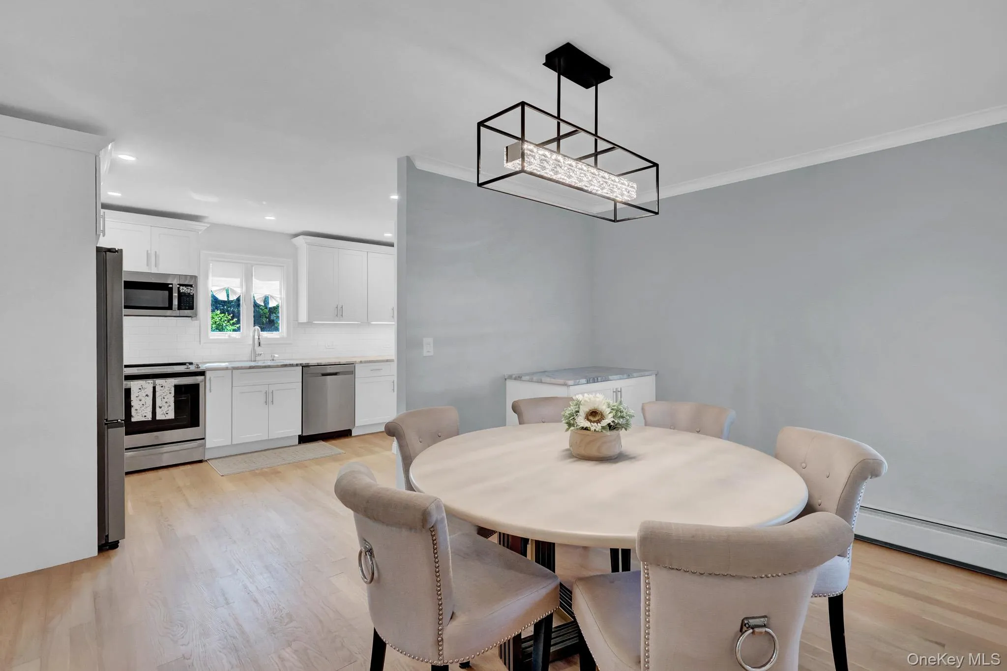 12 Bainbridge Avenue, Huntington, NY, 3 Bedrooms Bedrooms, 7 Rooms Rooms,1 BathroomBathrooms,Residential,For Rent,Bainbridge,0,1021932 12 Bainbridge Avenue, Huntington, NY, 3 Bedrooms Bedrooms, 7 Rooms Rooms,1 BathroomBathrooms,Residential,For Rent,Bainbridge,0,1021932