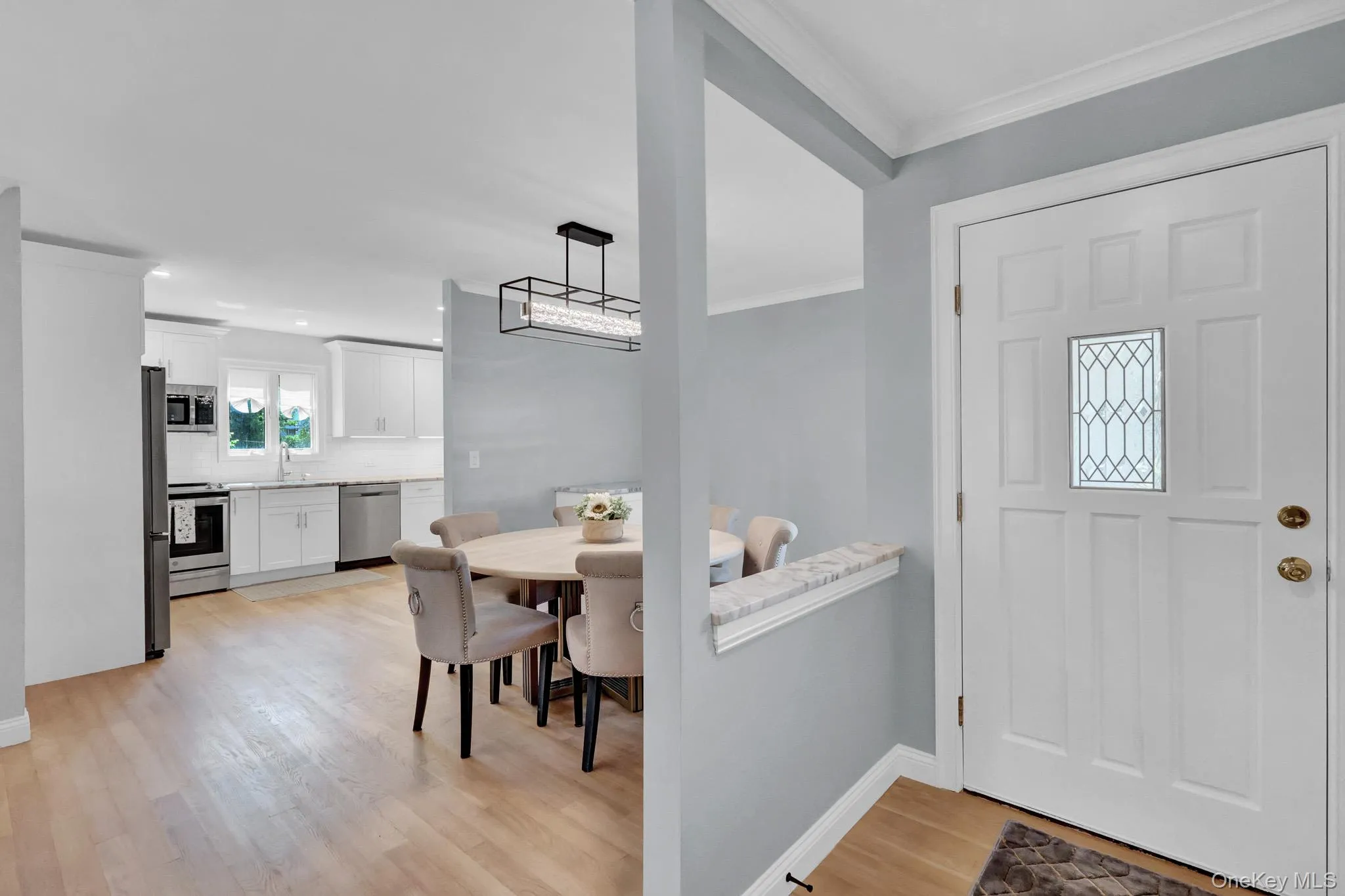 12 Bainbridge Avenue, Huntington, NY, 3 Bedrooms Bedrooms, 7 Rooms Rooms,1 BathroomBathrooms,Residential,For Rent,Bainbridge,0,1021932 12 Bainbridge Avenue, Huntington, NY, 3 Bedrooms Bedrooms, 7 Rooms Rooms,1 BathroomBathrooms,Residential,For Rent,Bainbridge,0,1021932
