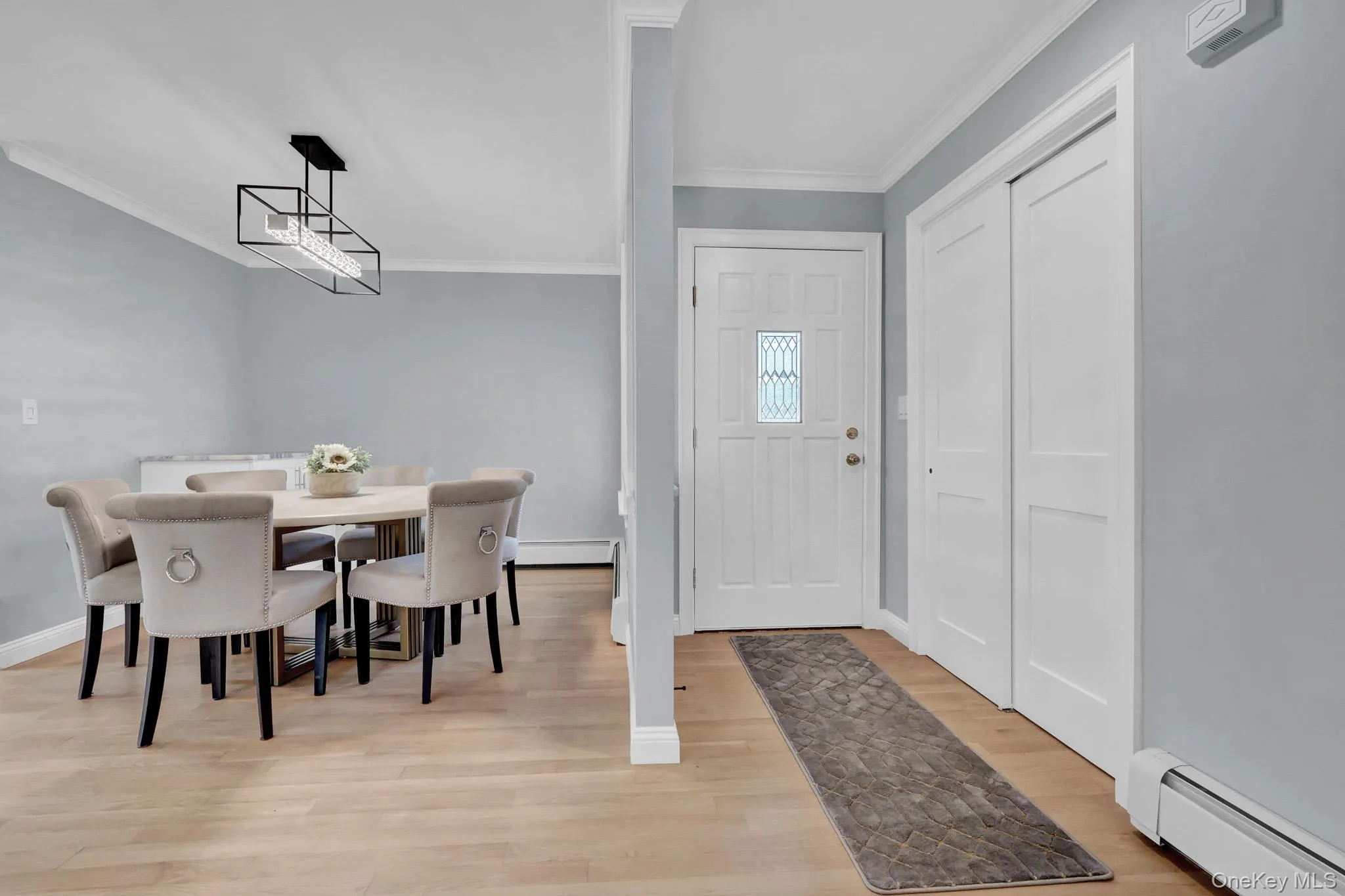 12 Bainbridge Avenue, Huntington, NY, 3 Bedrooms Bedrooms, 7 Rooms Rooms,1 BathroomBathrooms,Residential,For Rent,Bainbridge,0,1021932 12 Bainbridge Avenue, Huntington, NY, 3 Bedrooms Bedrooms, 7 Rooms Rooms,1 BathroomBathrooms,Residential,For Rent,Bainbridge,0,1021932