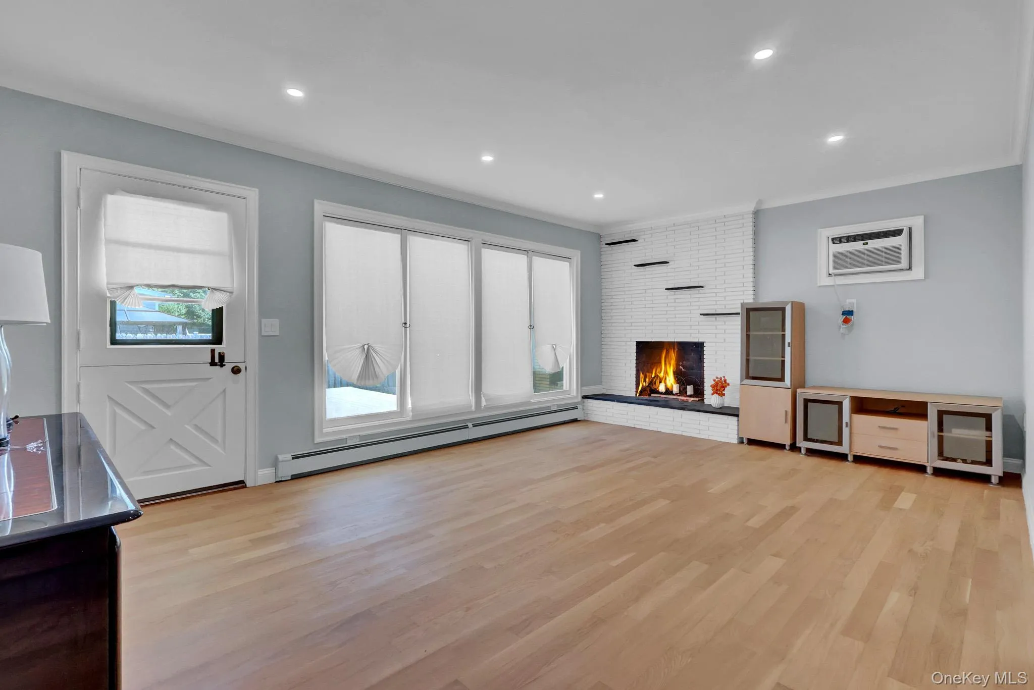 12 Bainbridge Avenue, Huntington, NY, 3 Bedrooms Bedrooms, 7 Rooms Rooms,1 BathroomBathrooms,Residential,For Rent,Bainbridge,0,1021932 12 Bainbridge Avenue, Huntington, NY, 3 Bedrooms Bedrooms, 7 Rooms Rooms,1 BathroomBathrooms,Residential,For Rent,Bainbridge,0,1021932