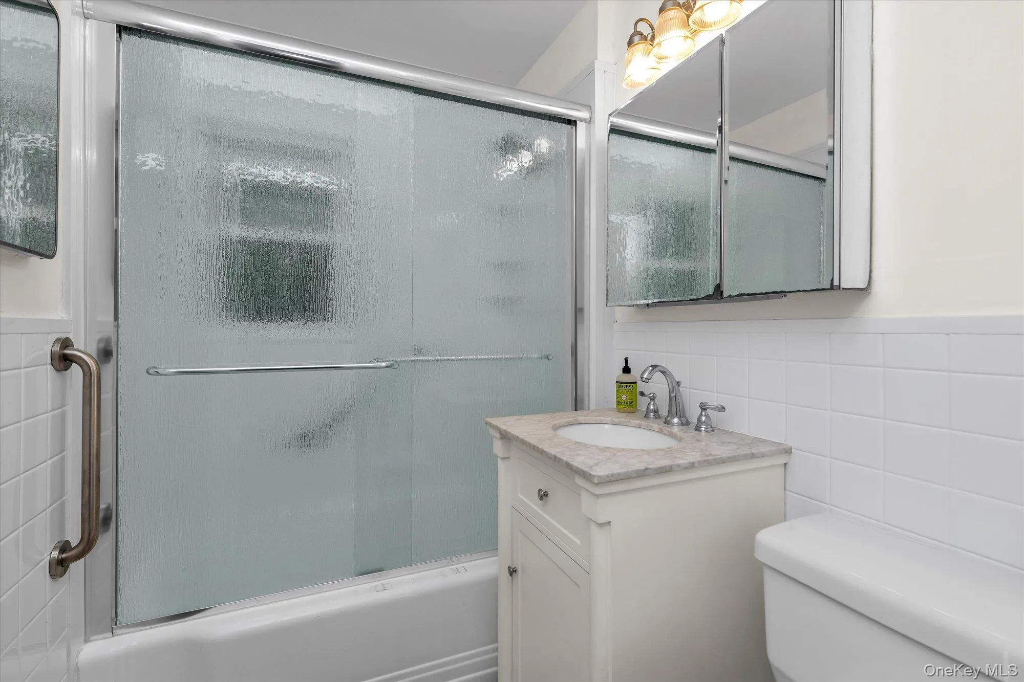 69 Virginia Street, Hempstead, NY, 4 Bedrooms Bedrooms, 8 Rooms Rooms,2 BathroomsBathrooms,Residential,For Rent,Virginia,0,1021934 69 Virginia Street, Hempstead, NY, 4 Bedrooms Bedrooms, 8 Rooms Rooms,2 BathroomsBathrooms,Residential,For Rent,Virginia,0,1021934