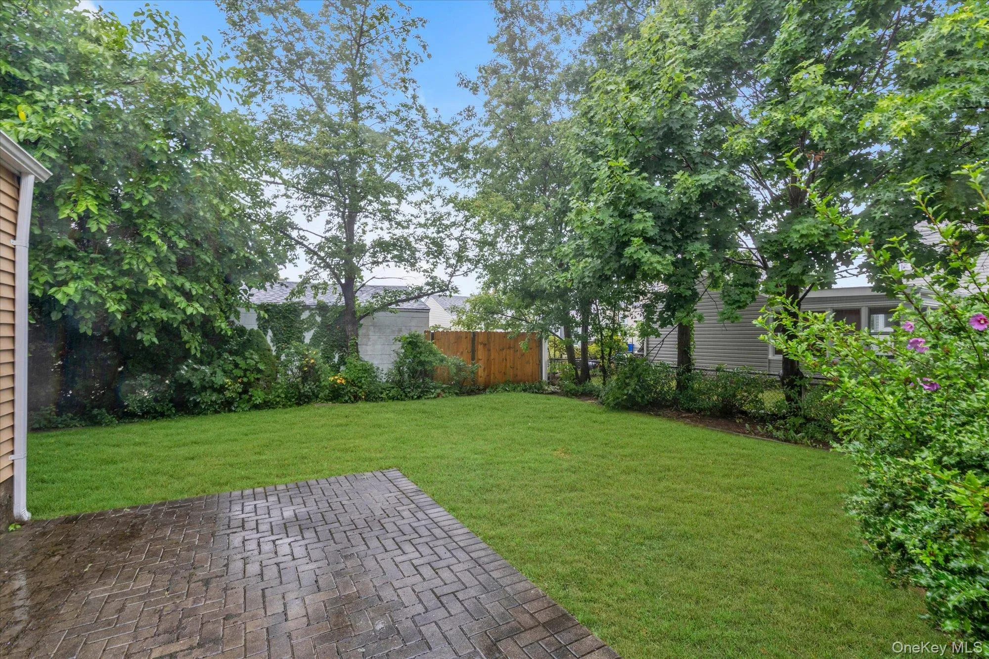 69 Virginia Street, Hempstead, NY, 4 Bedrooms Bedrooms, 8 Rooms Rooms,2 BathroomsBathrooms,Residential,For Rent,Virginia,0,1021934 69 Virginia Street, Hempstead, NY, 4 Bedrooms Bedrooms, 8 Rooms Rooms,2 BathroomsBathrooms,Residential,For Rent,Virginia,0,1021934