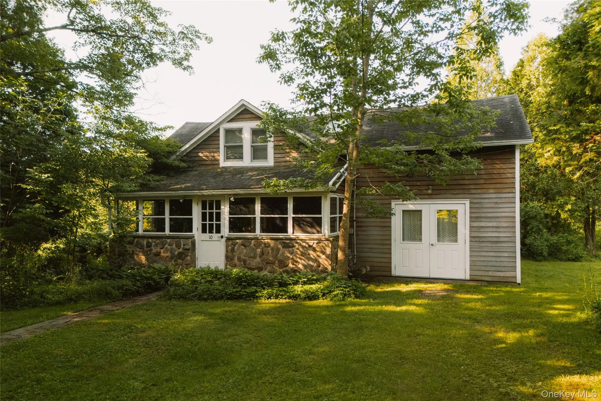 10 Elk Point Road, Liberty, NY, 3 Bedrooms Bedrooms, 9 Rooms Rooms,2 BathroomsBathrooms,Residential,For Rent,Elk Point,0,1021936 10 Elk Point Road, Liberty, NY, 3 Bedrooms Bedrooms, 9 Rooms Rooms,2 BathroomsBathrooms,Residential,For Rent,Elk Point,0,1021936