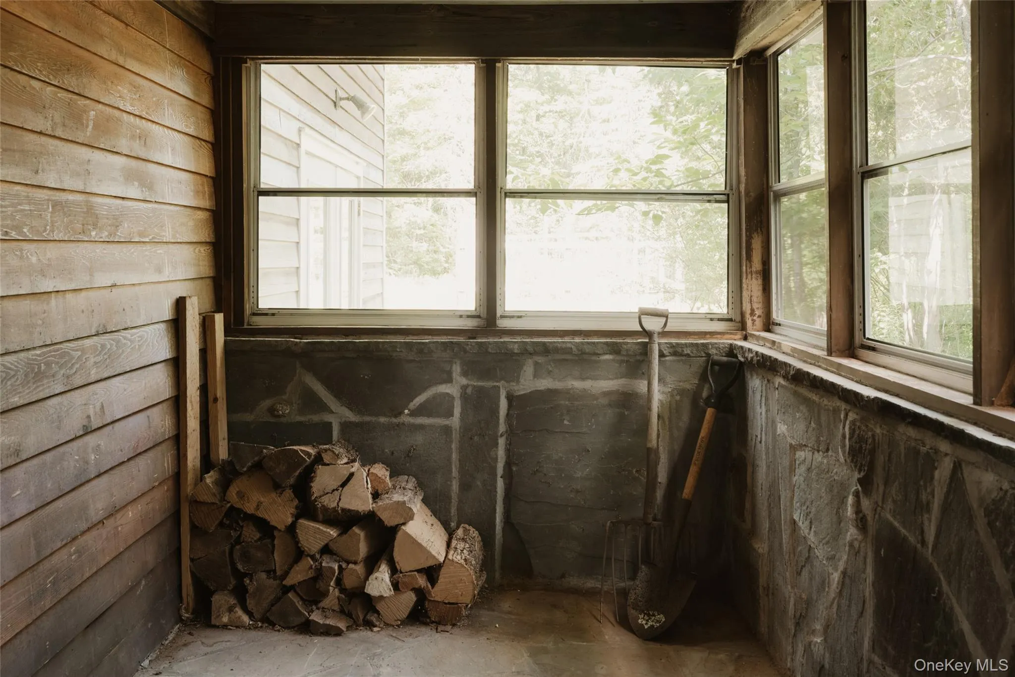 10 Elk Point Road, Liberty, NY, 3 Bedrooms Bedrooms, 9 Rooms Rooms,2 BathroomsBathrooms,Residential,For Rent,Elk Point,0,1021936 10 Elk Point Road, Liberty, NY, 3 Bedrooms Bedrooms, 9 Rooms Rooms,2 BathroomsBathrooms,Residential,For Rent,Elk Point,0,1021936