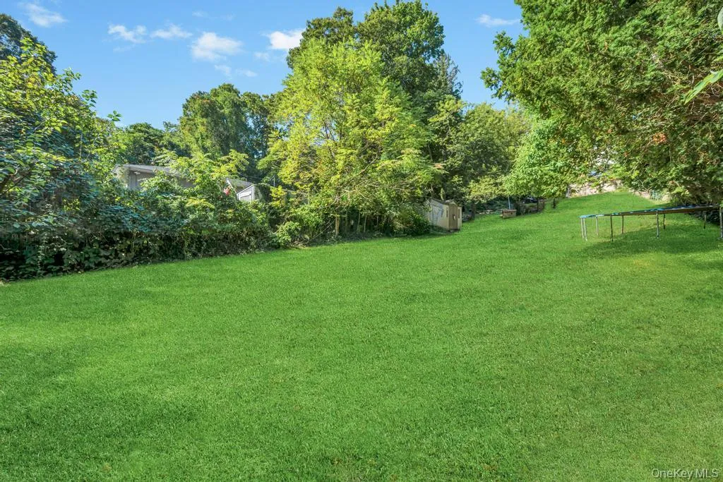 122 Dawn Road, Brookhaven, NY, 5 Bedrooms Bedrooms, 7 Rooms Rooms,4 BathroomsBathrooms,Residential,For Rent,Dawn,0,1021940 122 Dawn Road, Brookhaven, NY, 5 Bedrooms Bedrooms, 7 Rooms Rooms,4 BathroomsBathrooms,Residential,For Rent,Dawn,0,1021940