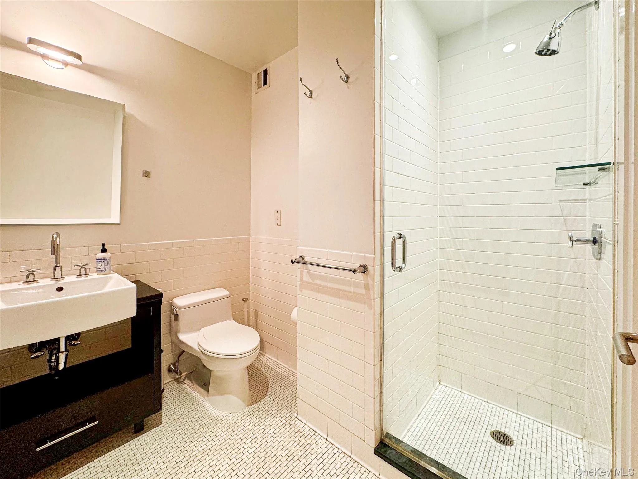 110 Livingston Street, New York, NY, 2 Rooms Rooms,1 BathroomBathrooms,Residential,For Rent,Livingston,0,1021941 110 Livingston Street, New York, NY, 2 Rooms Rooms,1 BathroomBathrooms,Residential,For Rent,Livingston,0,1021941