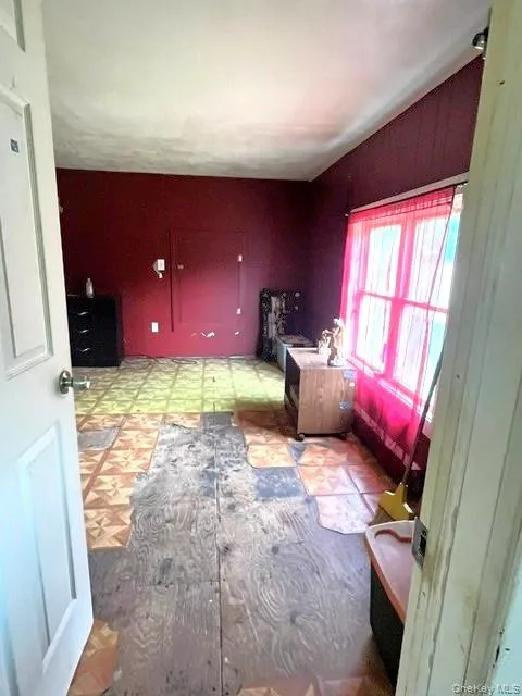 407 Hurleyville Main Street, Fallsburg, NY, 4 Bedrooms Bedrooms, 7 Rooms Rooms,2 BathroomsBathrooms,Residential,For Rent,Hurleyville Main,0,1021942 407 Hurleyville Main Street, Fallsburg, NY, 4 Bedrooms Bedrooms, 7 Rooms Rooms,2 BathroomsBathrooms,Residential,For Rent,Hurleyville Main,0,1021942
