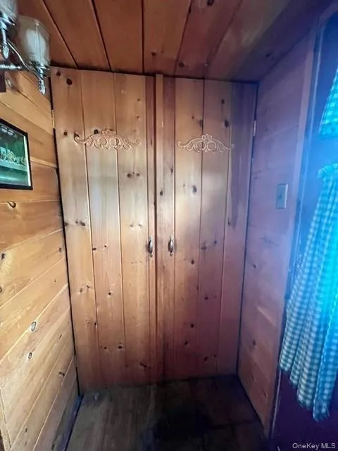 407 Hurleyville Main Street, Fallsburg, NY, 4 Bedrooms Bedrooms, 7 Rooms Rooms,2 BathroomsBathrooms,Residential,For Rent,Hurleyville Main,0,1021942 407 Hurleyville Main Street, Fallsburg, NY, 4 Bedrooms Bedrooms, 7 Rooms Rooms,2 BathroomsBathrooms,Residential,For Rent,Hurleyville Main,0,1021942