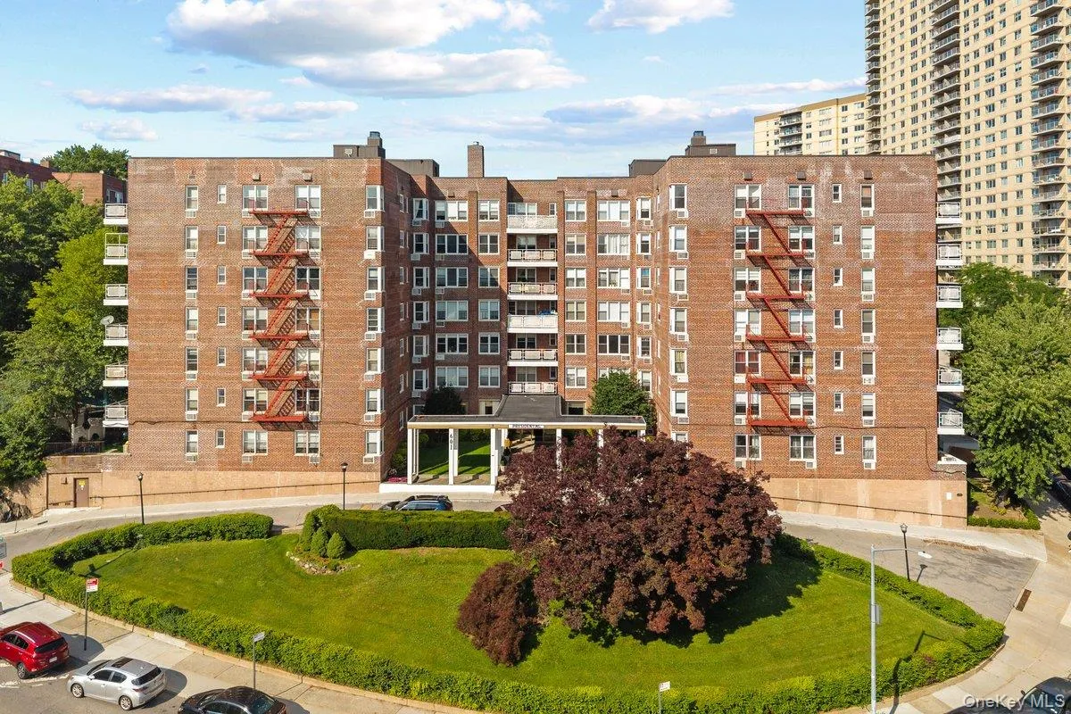601 Kappock Street, New York, NY, 2 Bedrooms Bedrooms, 4 Rooms Rooms,1 BathroomBathrooms,Residential,For Rent,Kappock,0,1021951 601 Kappock Street, New York, NY, 2 Bedrooms Bedrooms, 4 Rooms Rooms,1 BathroomBathrooms,Residential,For Rent,Kappock,0,1021951