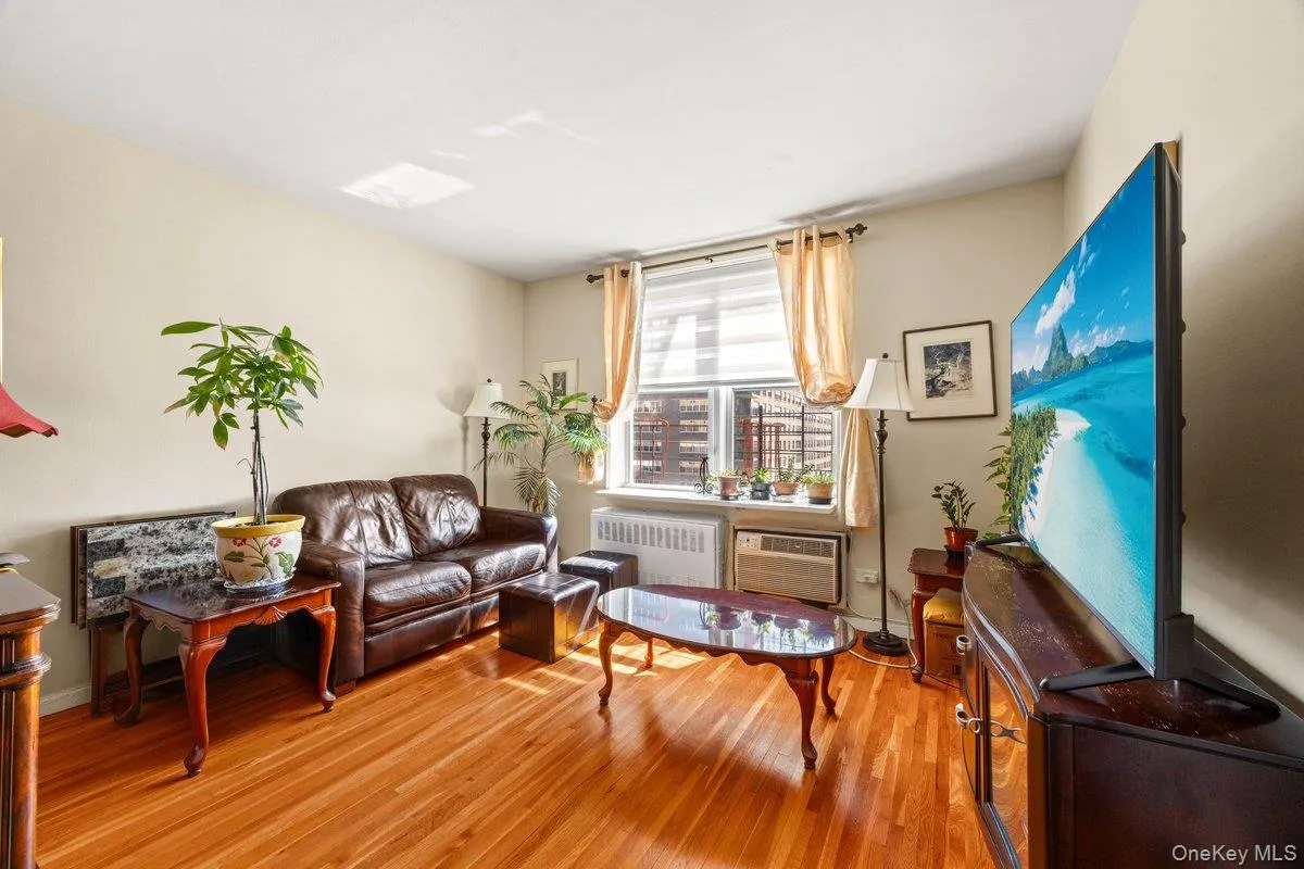 601 Kappock Street, New York, NY, 2 Bedrooms Bedrooms, 4 Rooms Rooms,1 BathroomBathrooms,Residential,For Rent,Kappock,0,1021951 601 Kappock Street, New York, NY, 2 Bedrooms Bedrooms, 4 Rooms Rooms,1 BathroomBathrooms,Residential,For Rent,Kappock,0,1021951