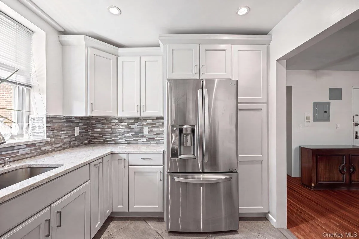 601 Kappock Street, New York, NY, 2 Bedrooms Bedrooms, 4 Rooms Rooms,1 BathroomBathrooms,Residential,For Rent,Kappock,0,1021951 601 Kappock Street, New York, NY, 2 Bedrooms Bedrooms, 4 Rooms Rooms,1 BathroomBathrooms,Residential,For Rent,Kappock,0,1021951