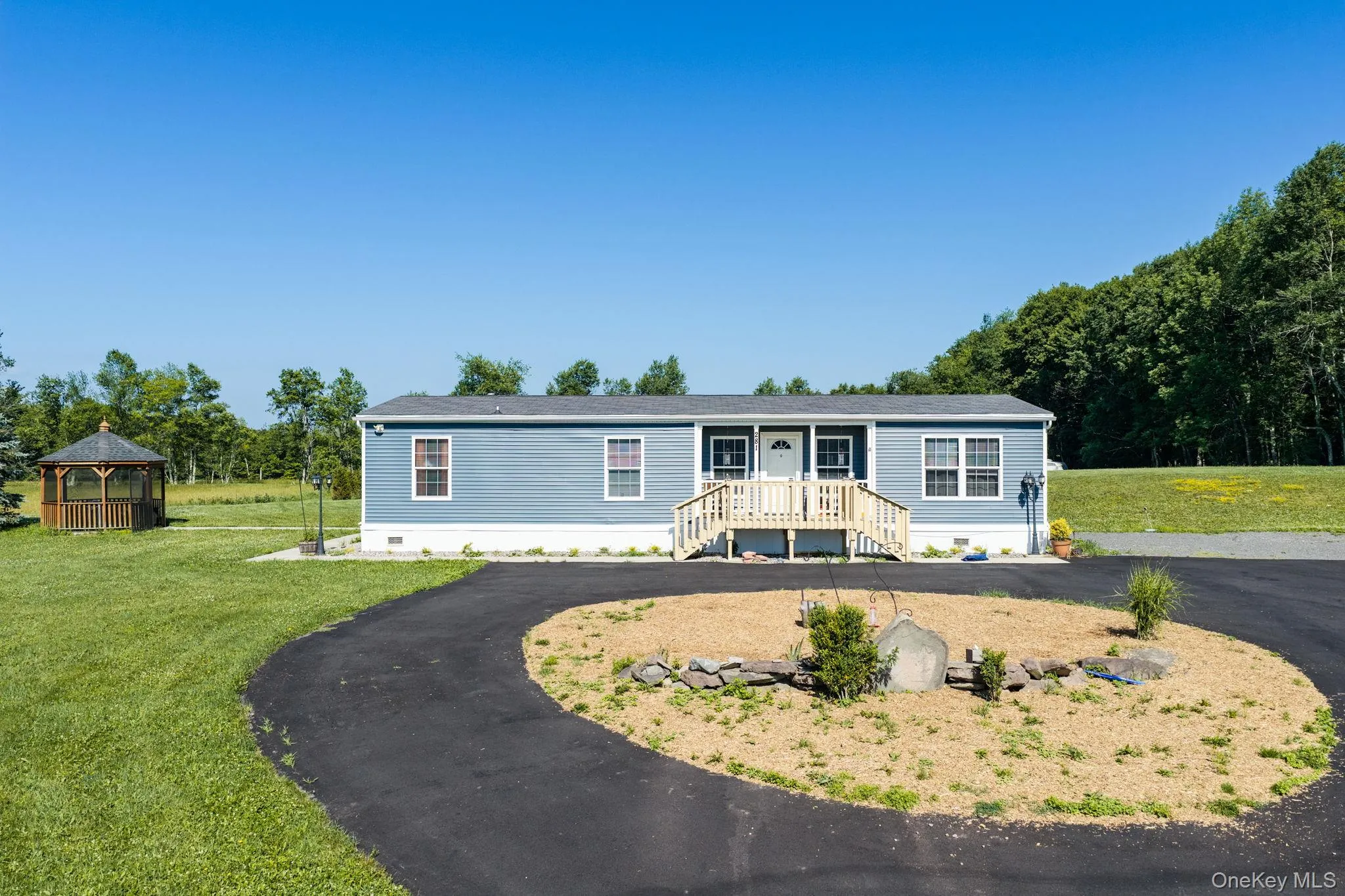 281 Perry Road, Bethel, NY, 3 Bedrooms Bedrooms, 5 Rooms Rooms,2 BathroomsBathrooms,Residential,For Rent,Perry,0,1021952 281 Perry Road, Bethel, NY, 3 Bedrooms Bedrooms, 5 Rooms Rooms,2 BathroomsBathrooms,Residential,For Rent,Perry,0,1021952