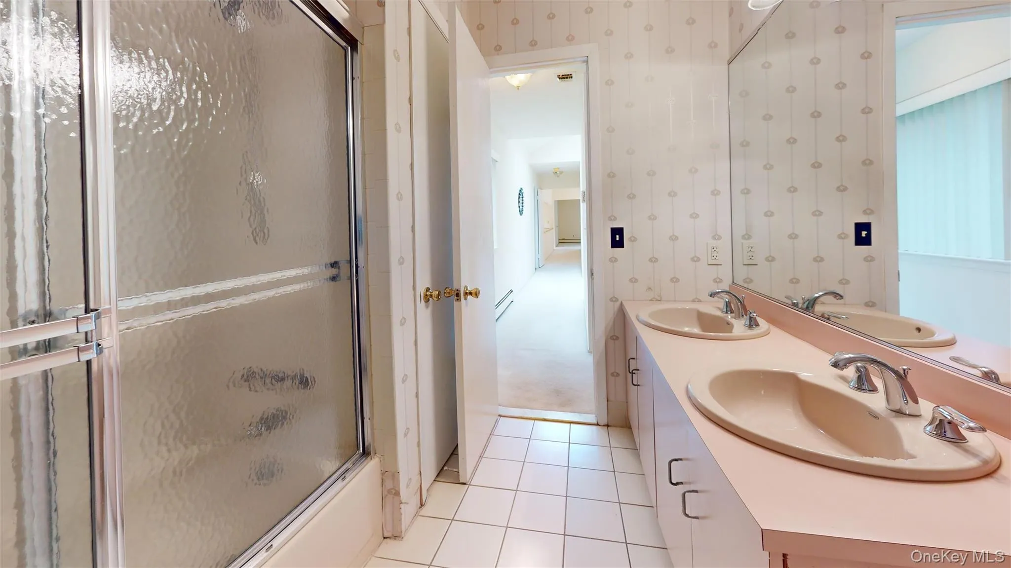 2nd floor hallway, full bathroom 2nd floor hallway, full bathroom
